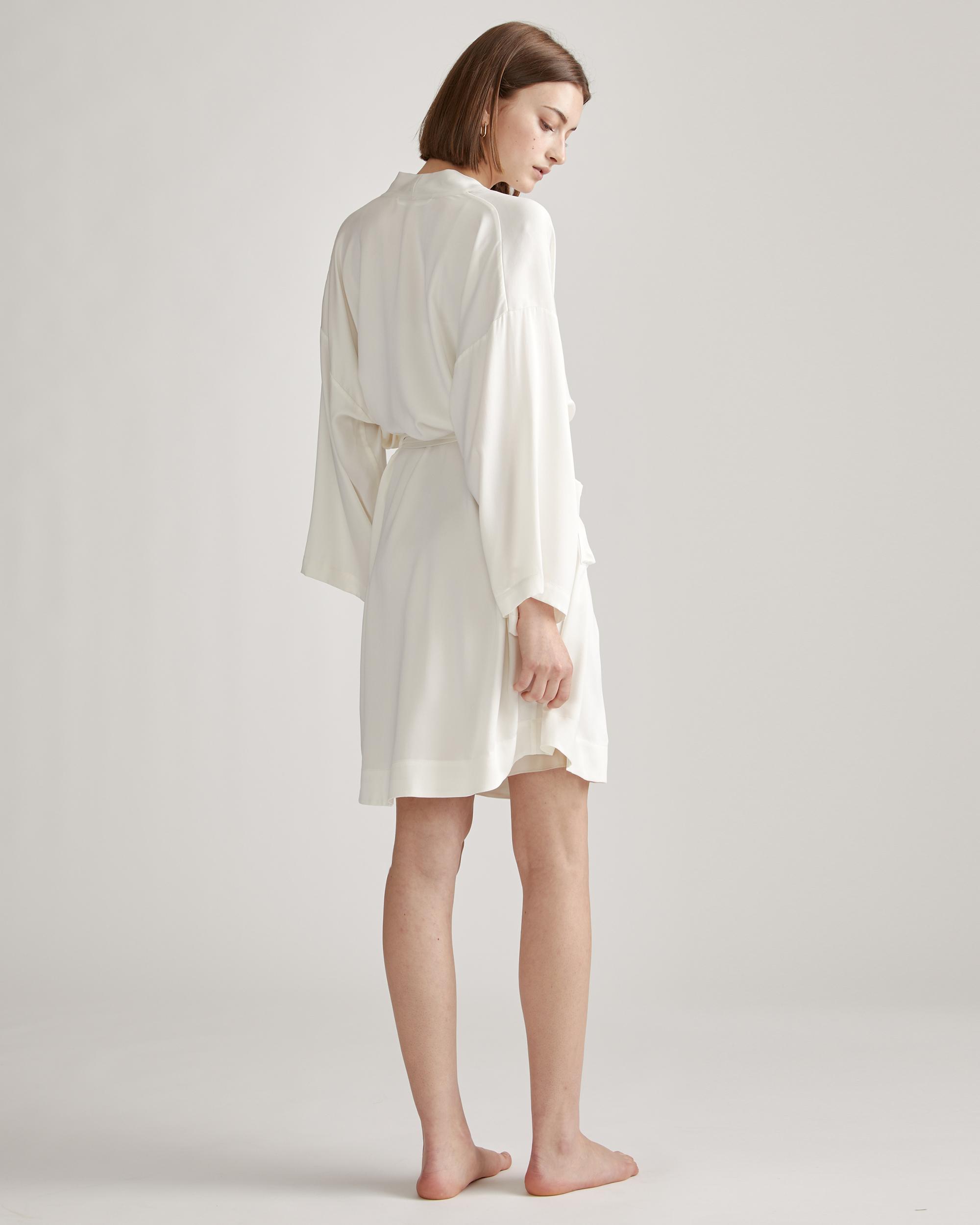 Quince | Women's Robe Mulberry Silk Product Image
