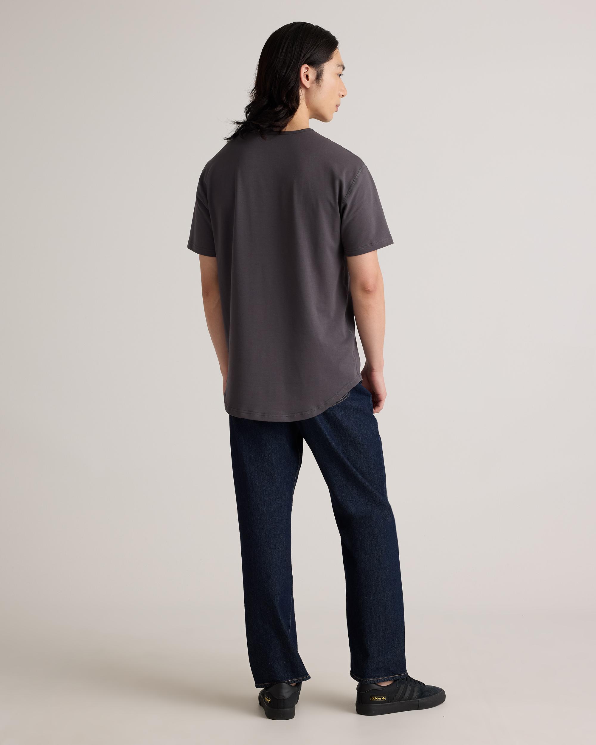 Quince | Men's Flex Curve Crewneck T-Shirt Organic Cotton Product Image