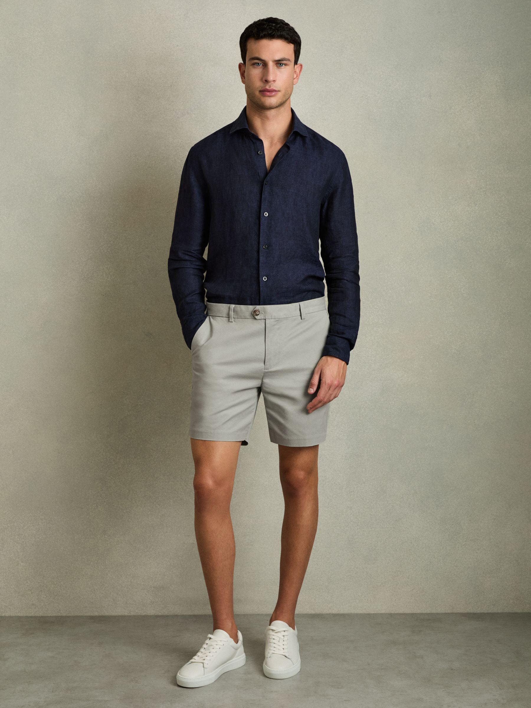 Modern Fit Cotton Blend Chino Shorts in Soft Sage Product Image