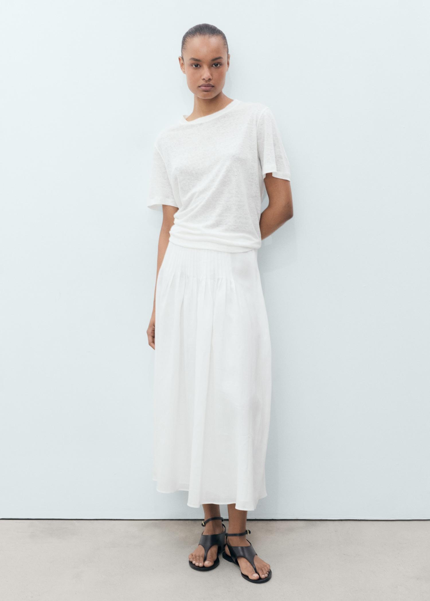 Short-sleeved linen t-shirt - Women | MANGO USA Product Image