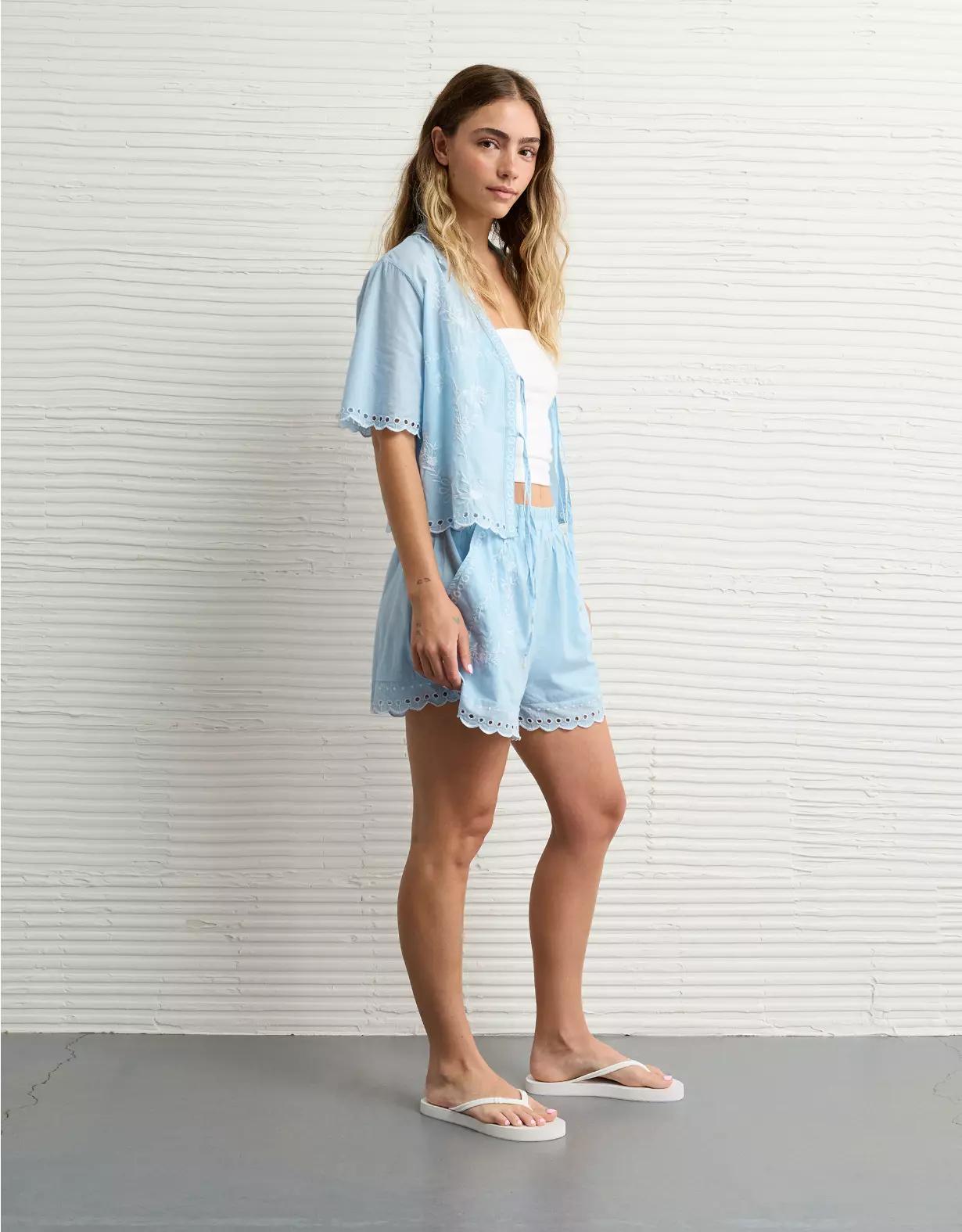 AE High-Waisted Embroidered Short Product Image