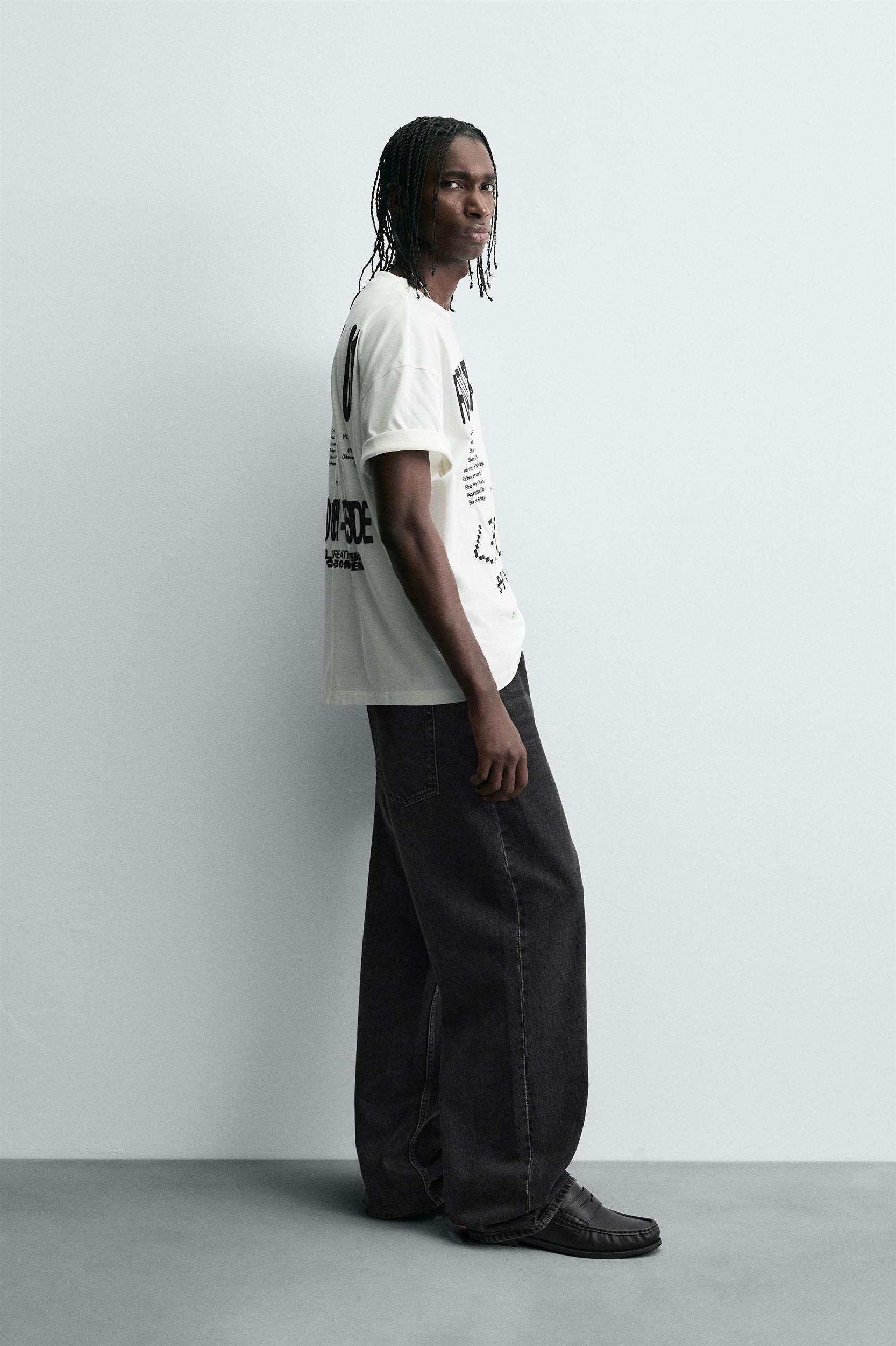 GRAPHIC TEXT T-SHIRT Product Image