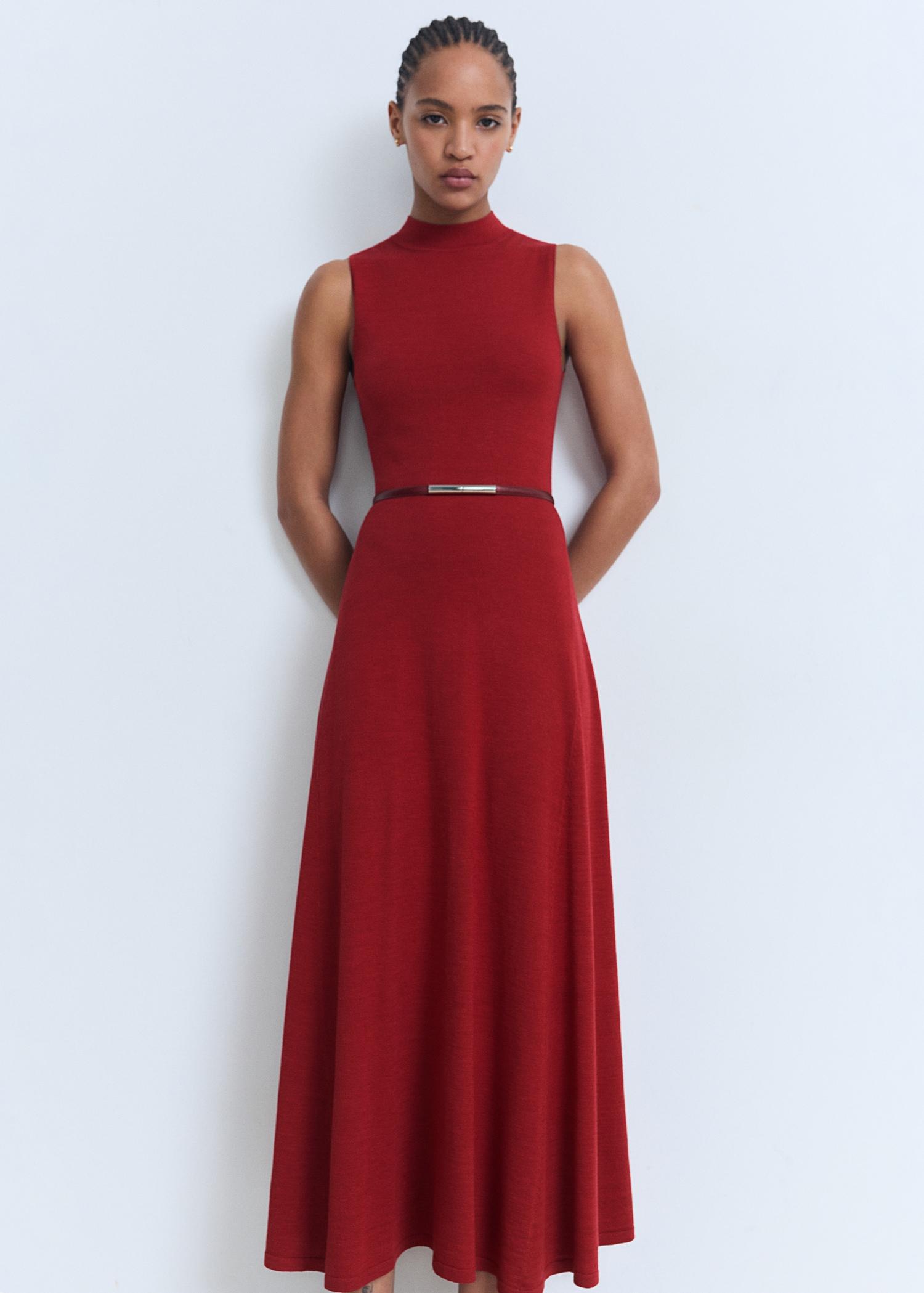 Fine-knit flared dress - Women | MANGO USA Product Image