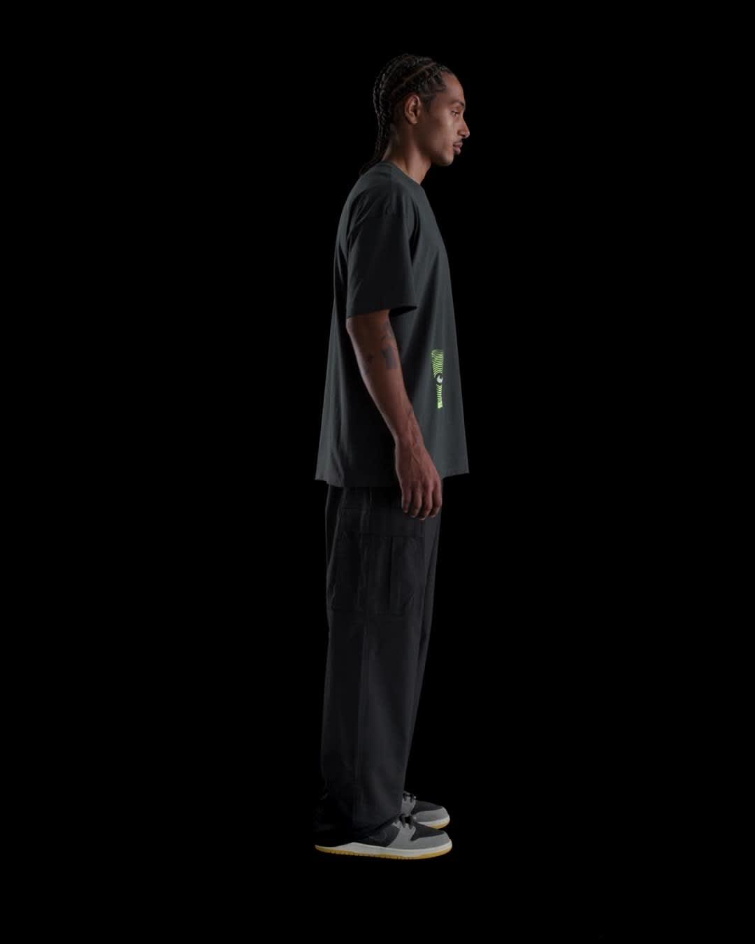 Mens Nike SB Max90 Skate T-Shirt | HV1304-045 Product Image