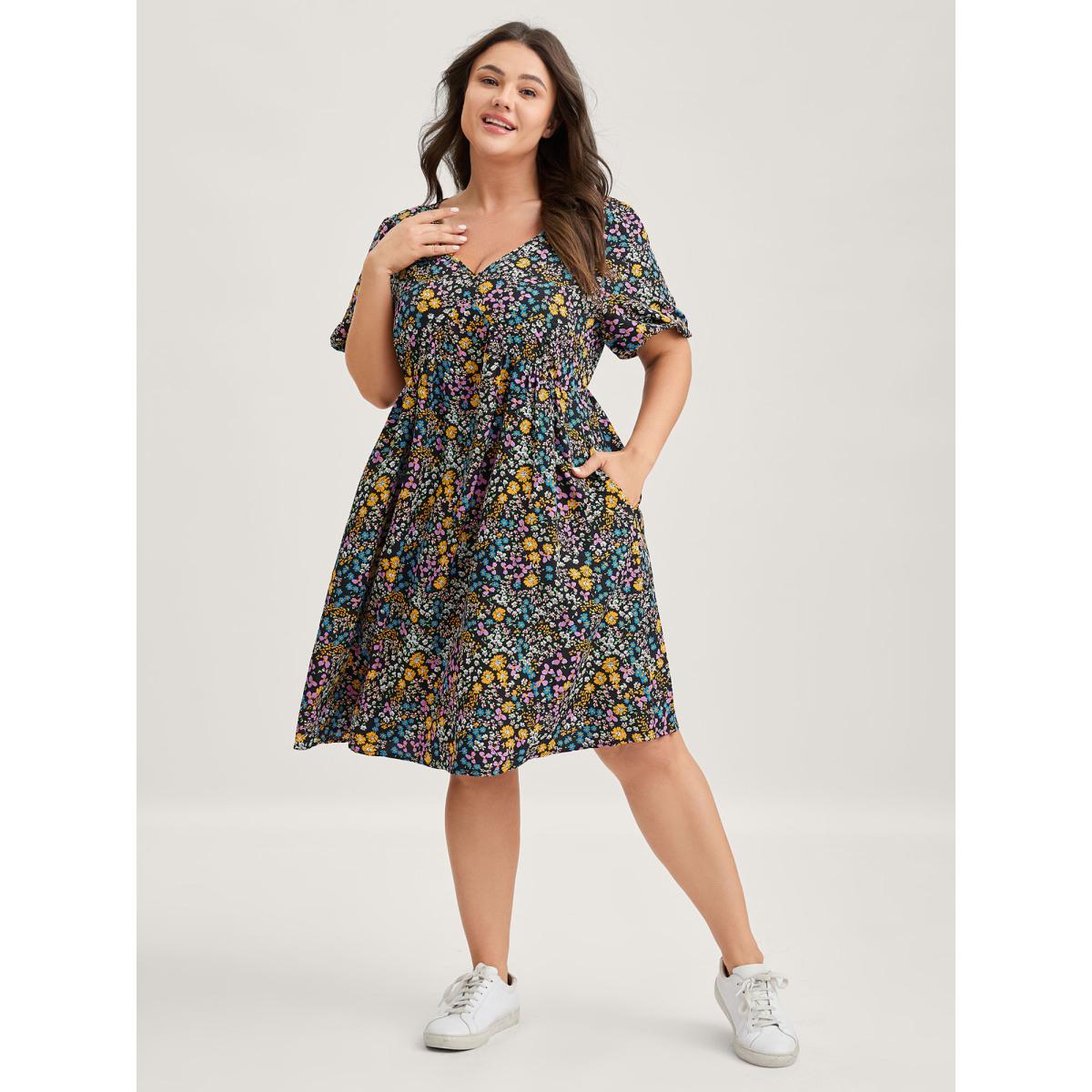 Plus Size Floral Print Deep V-Neck Midi Dress Black Women Non V-neck Short sleeve Curvy BloomChic 28/5X Product Image