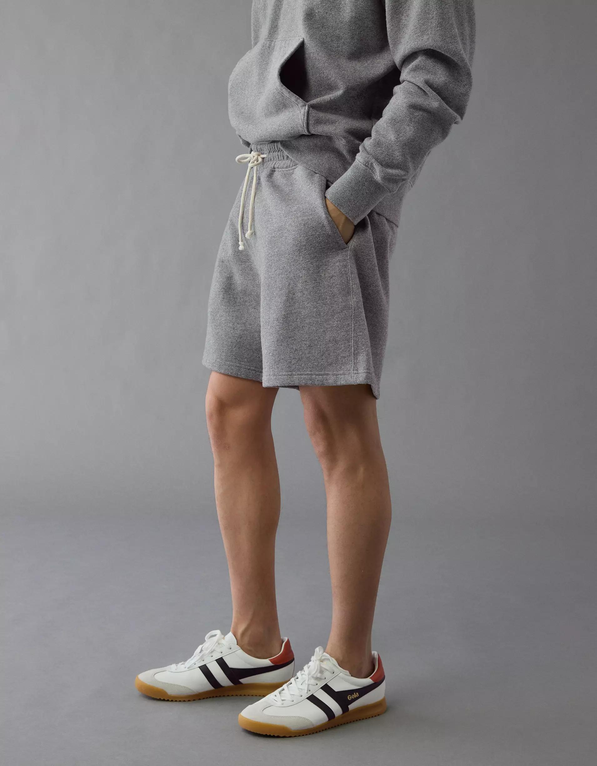 AE 6" Laidback Luxe Heavyweight Jogger Short Product Image