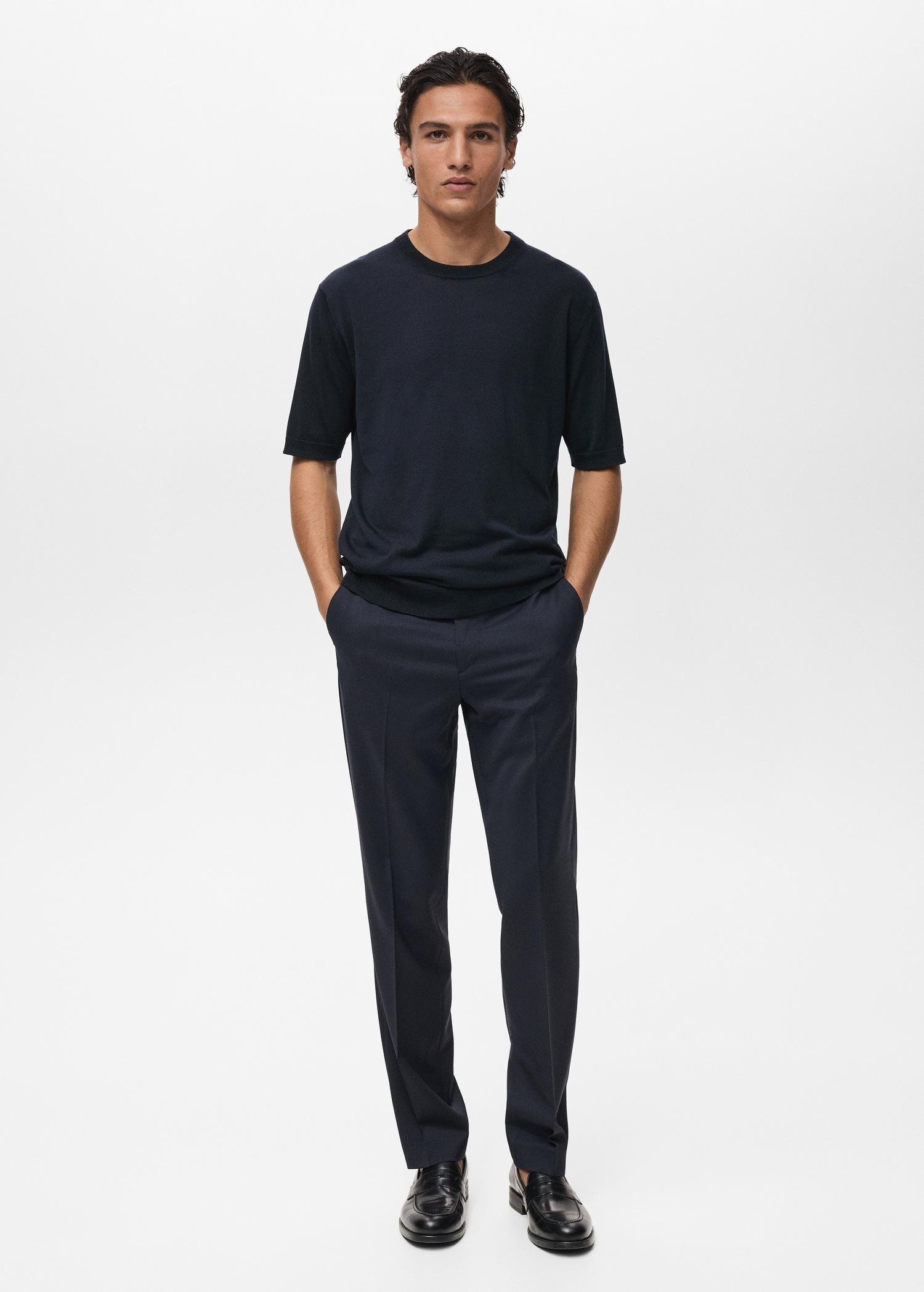 Fine-knit lyocell t-shirt - Men | MANGO USA Product Image