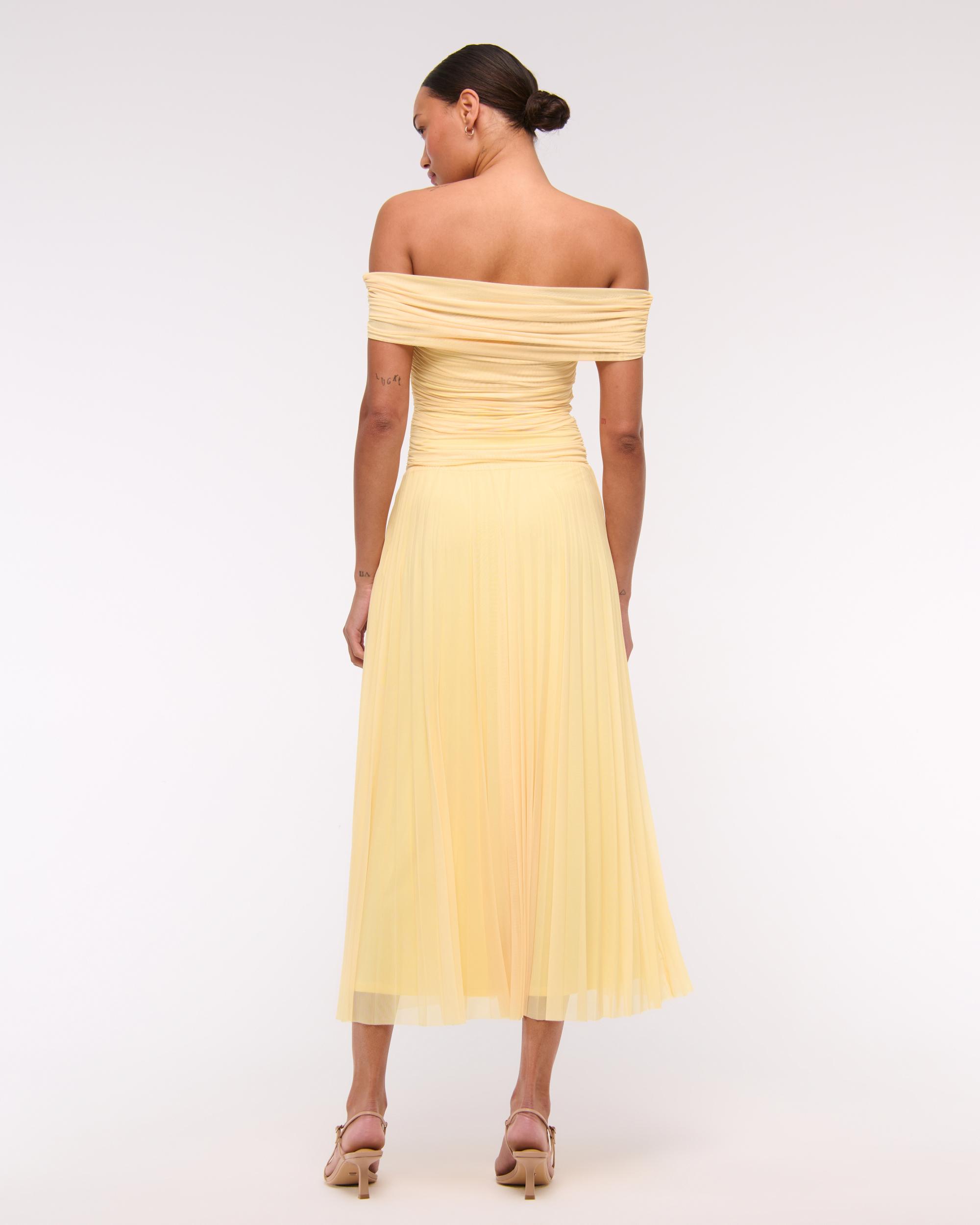 The A&F Giselle Drop-Waist Mesh Maxi Dress Product Image