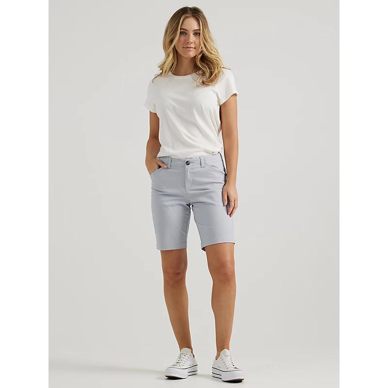 Womens Legendary Regular Fit Chino Bermuda Product Image