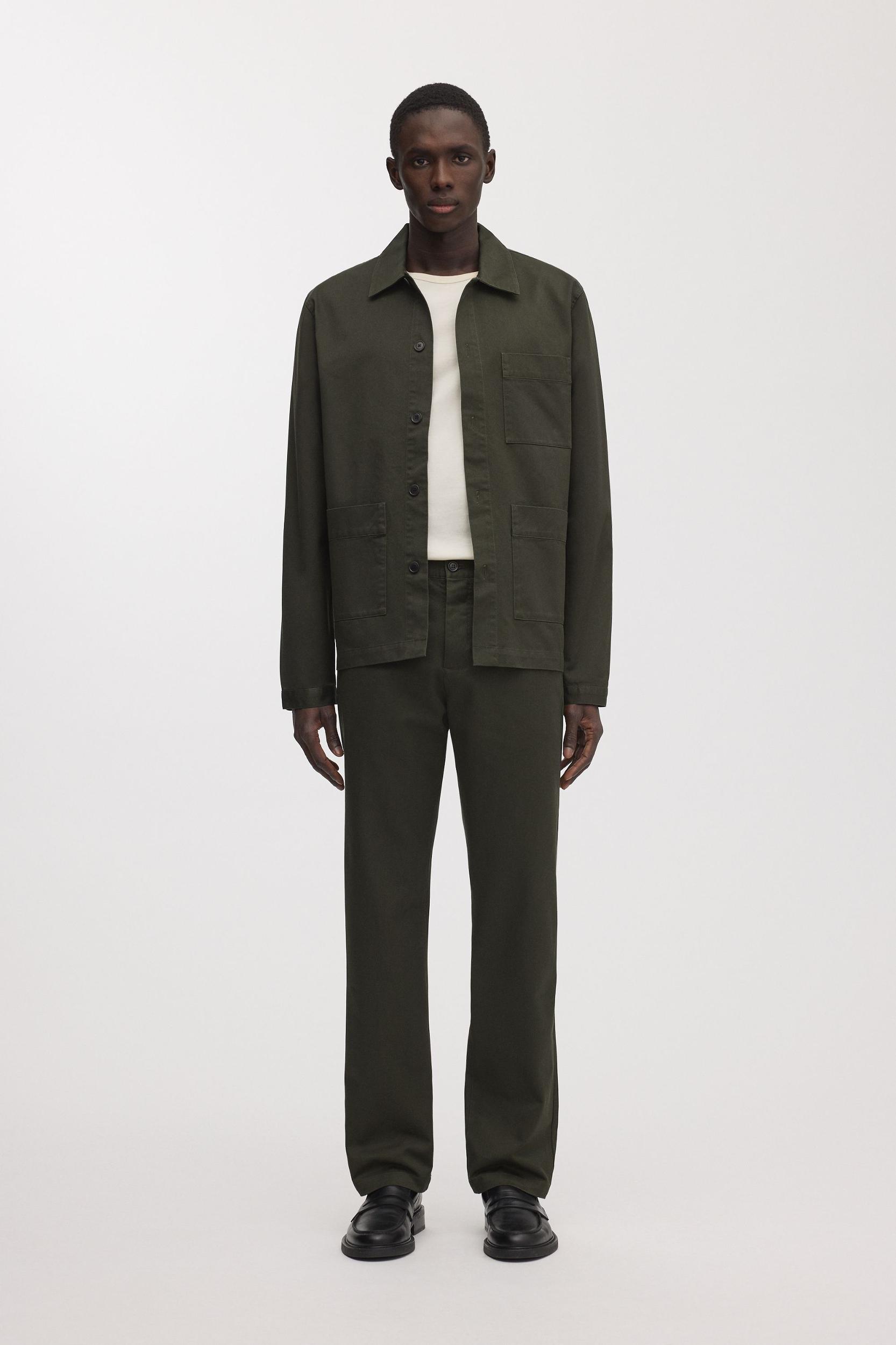 The Loose Twill Chino Product Image