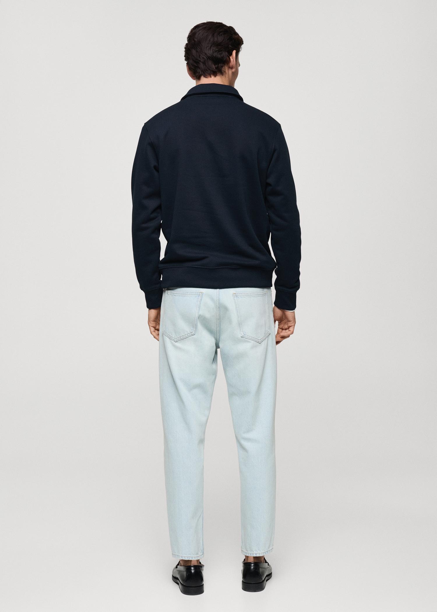 Brushed regular-fit polo sweatshirt - Men | MANGO USA Product Image