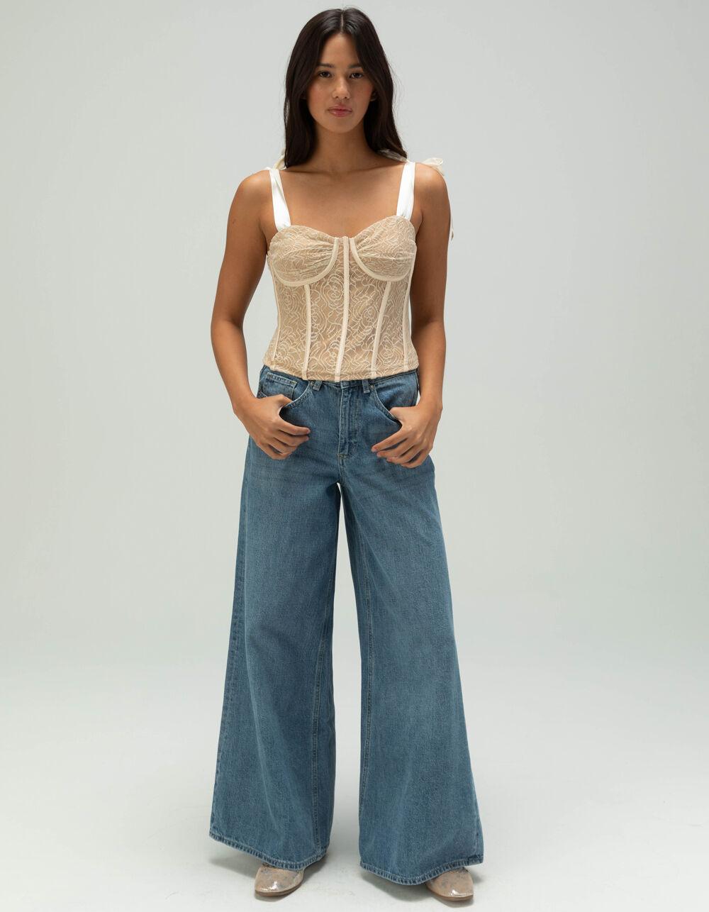 WEST OF MELROSE Womens Lace Corset Top - CREAM Product Image