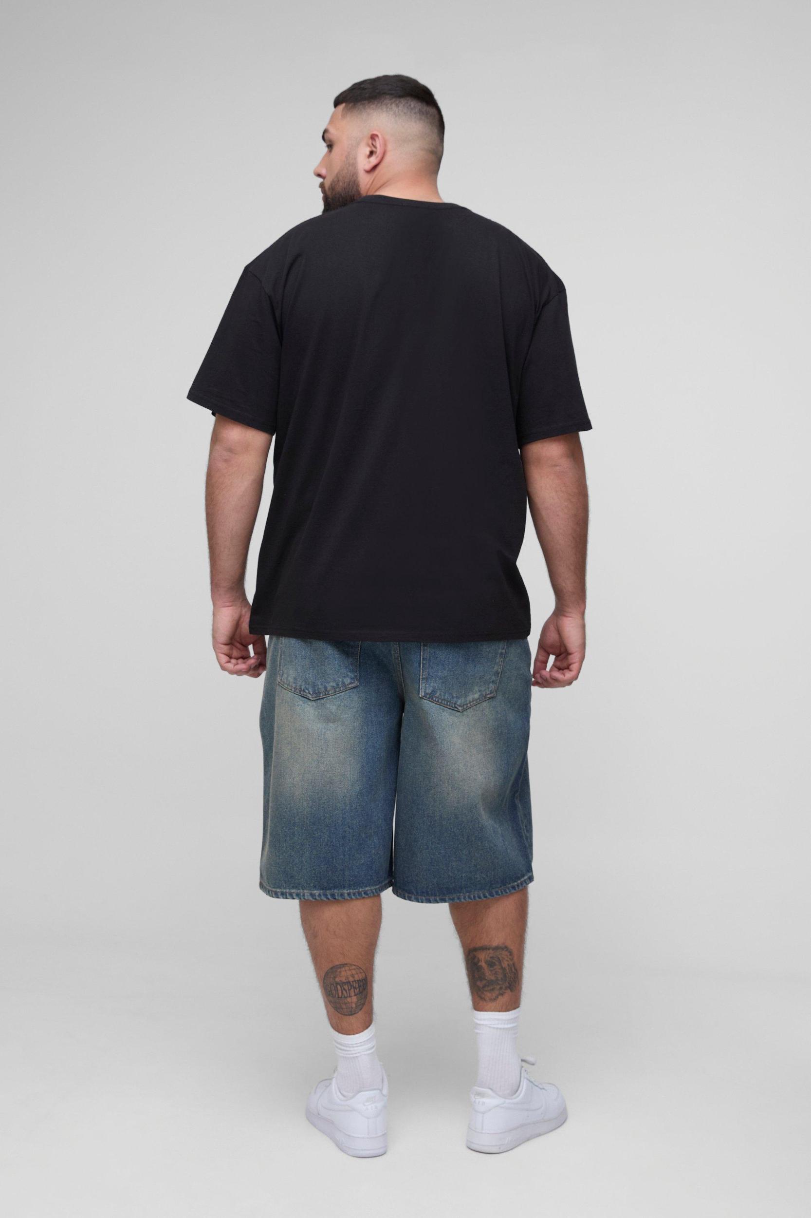 Plus Oversized Worldwide Skull Over The Seam Print T-Shirt | boohooMAN USA Product Image