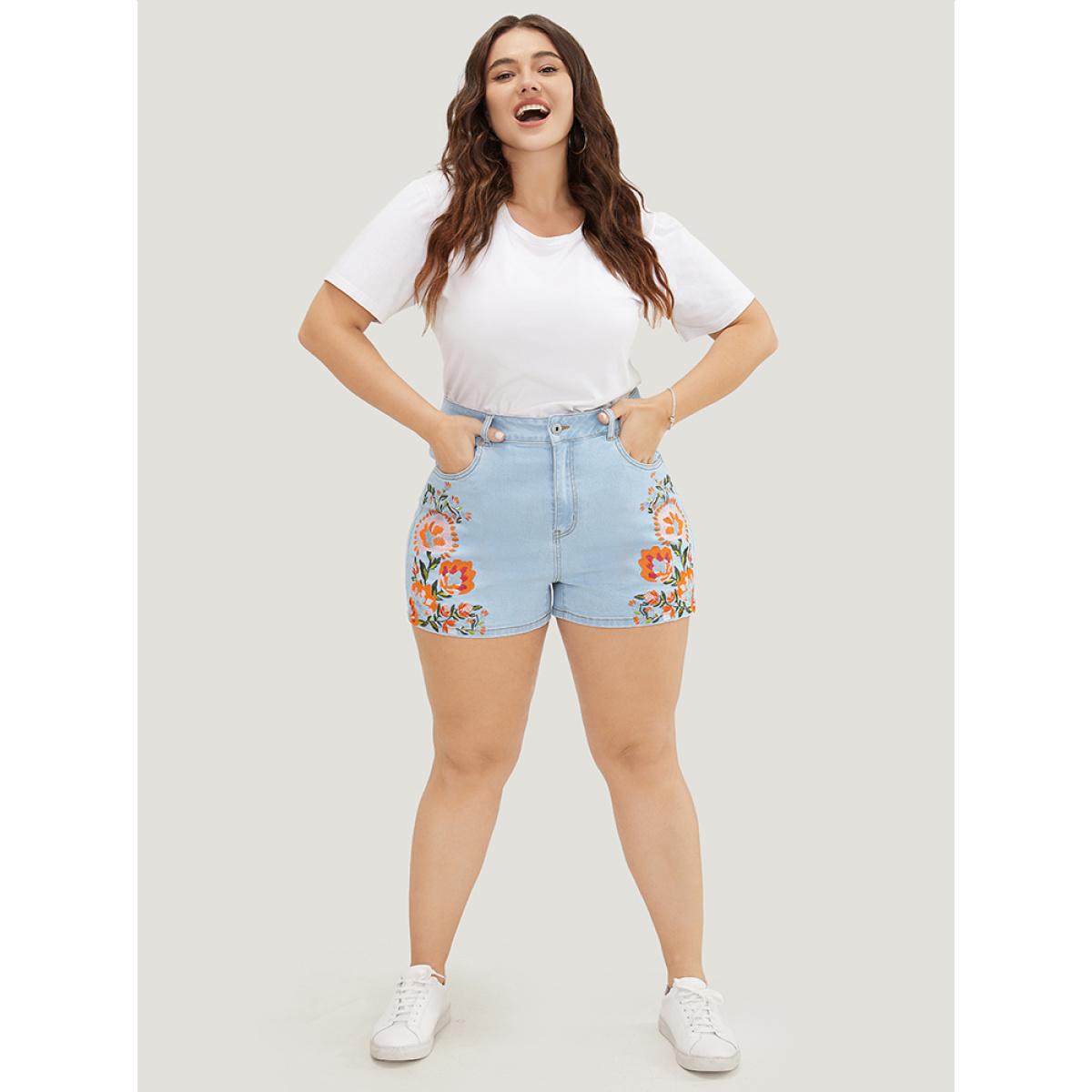 Plus Size High Rise Light Wash Floral Embroidered Denim Shorts Women LightBlue Embroidered No stretch Dailywear Pocket Vacation Denim Shorts BloomChic 28/5X Product Image
