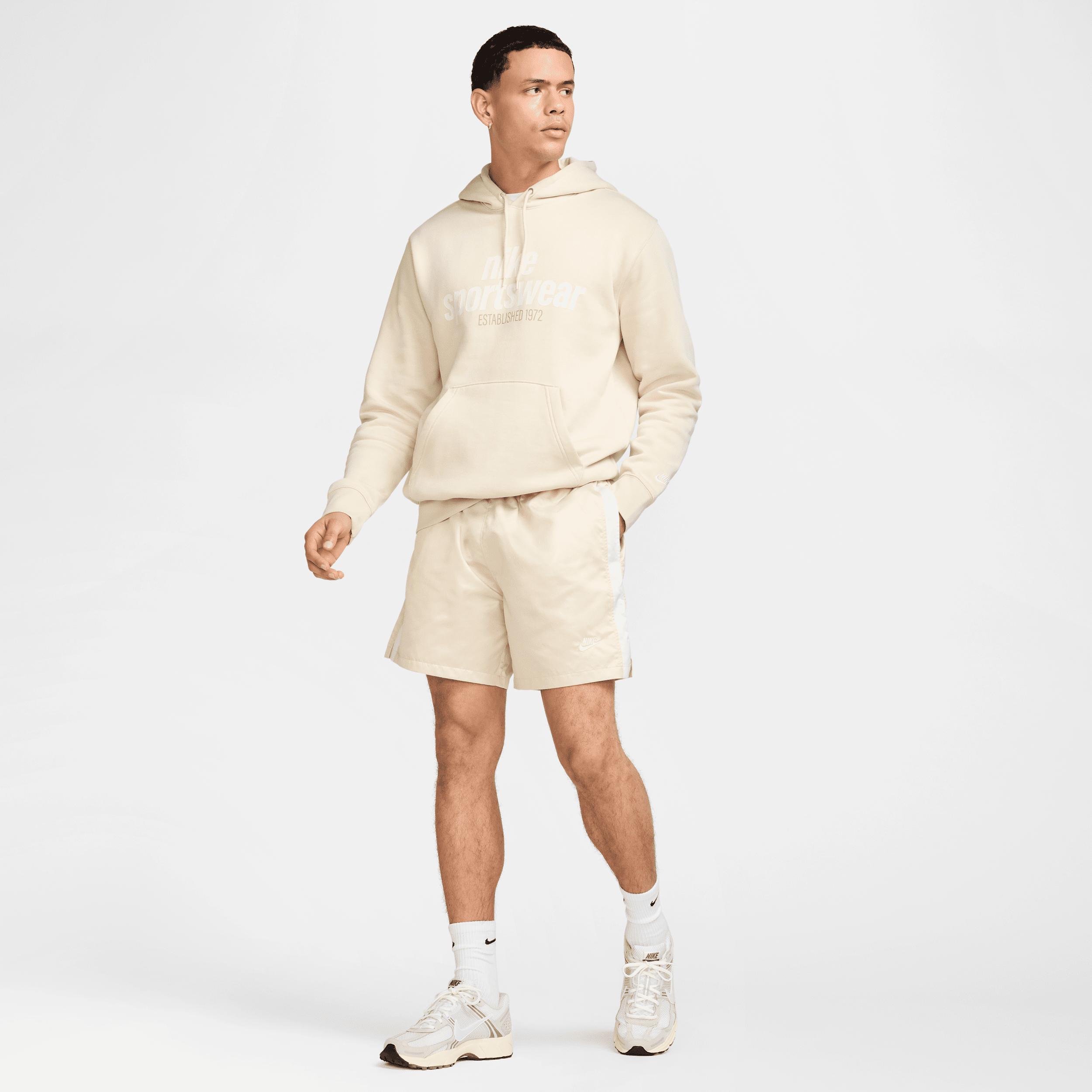 Mens Nike Sportswear Club Flow Football Shorts | HJ1952-077 Product Image