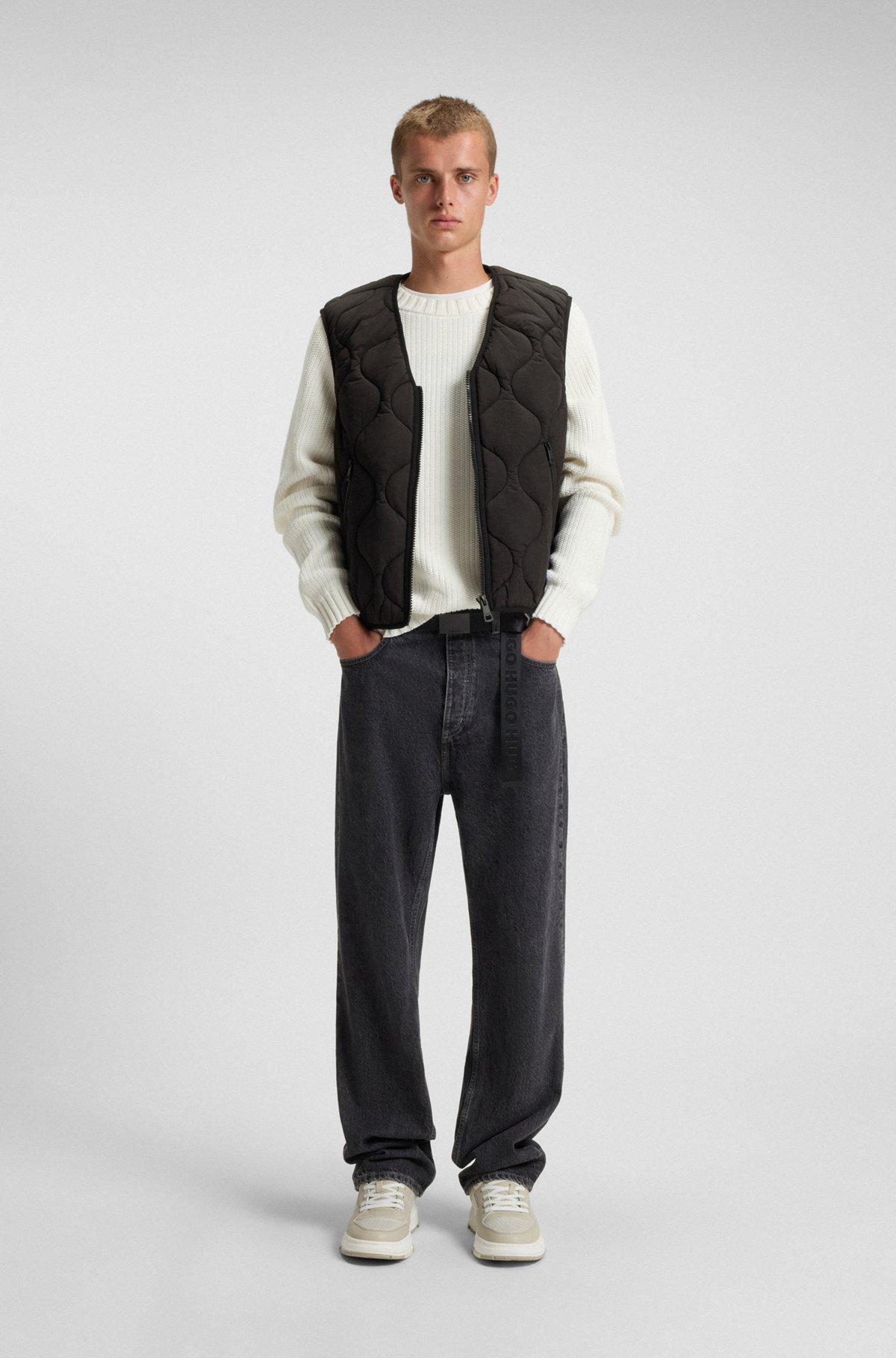 Water-repellent relaxed-fit gilet with onion quilting Product Image