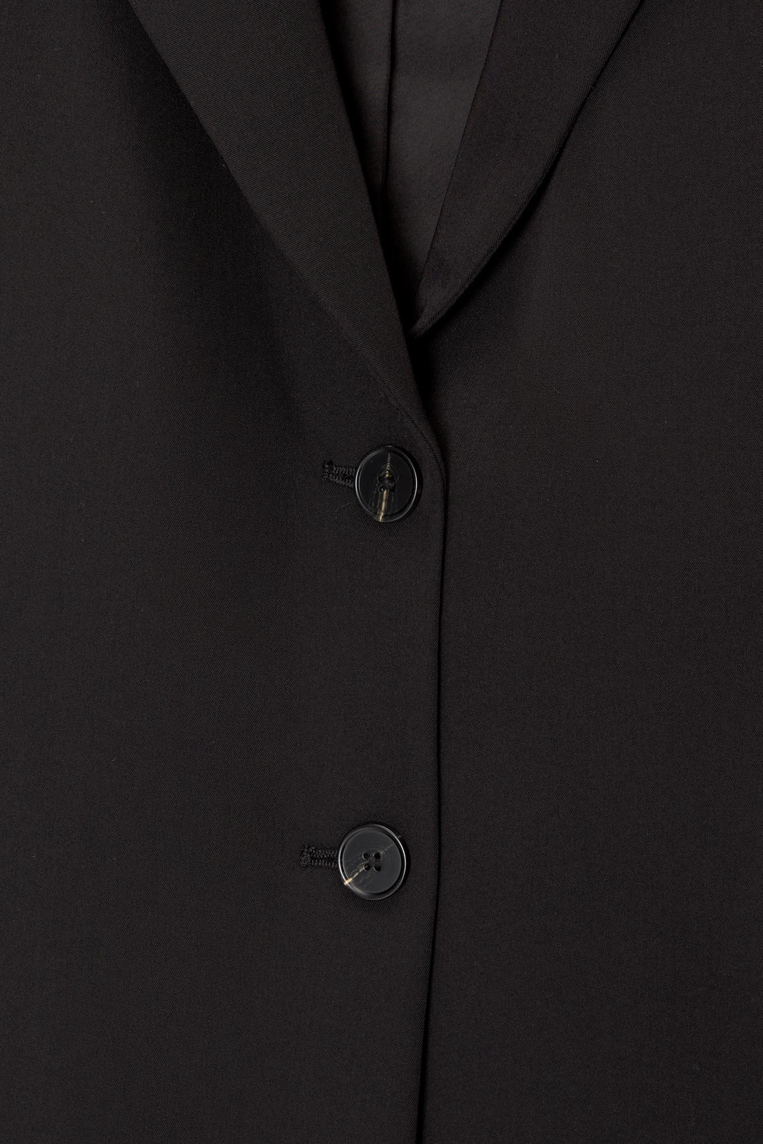 Oversize double-button blazer Product Image