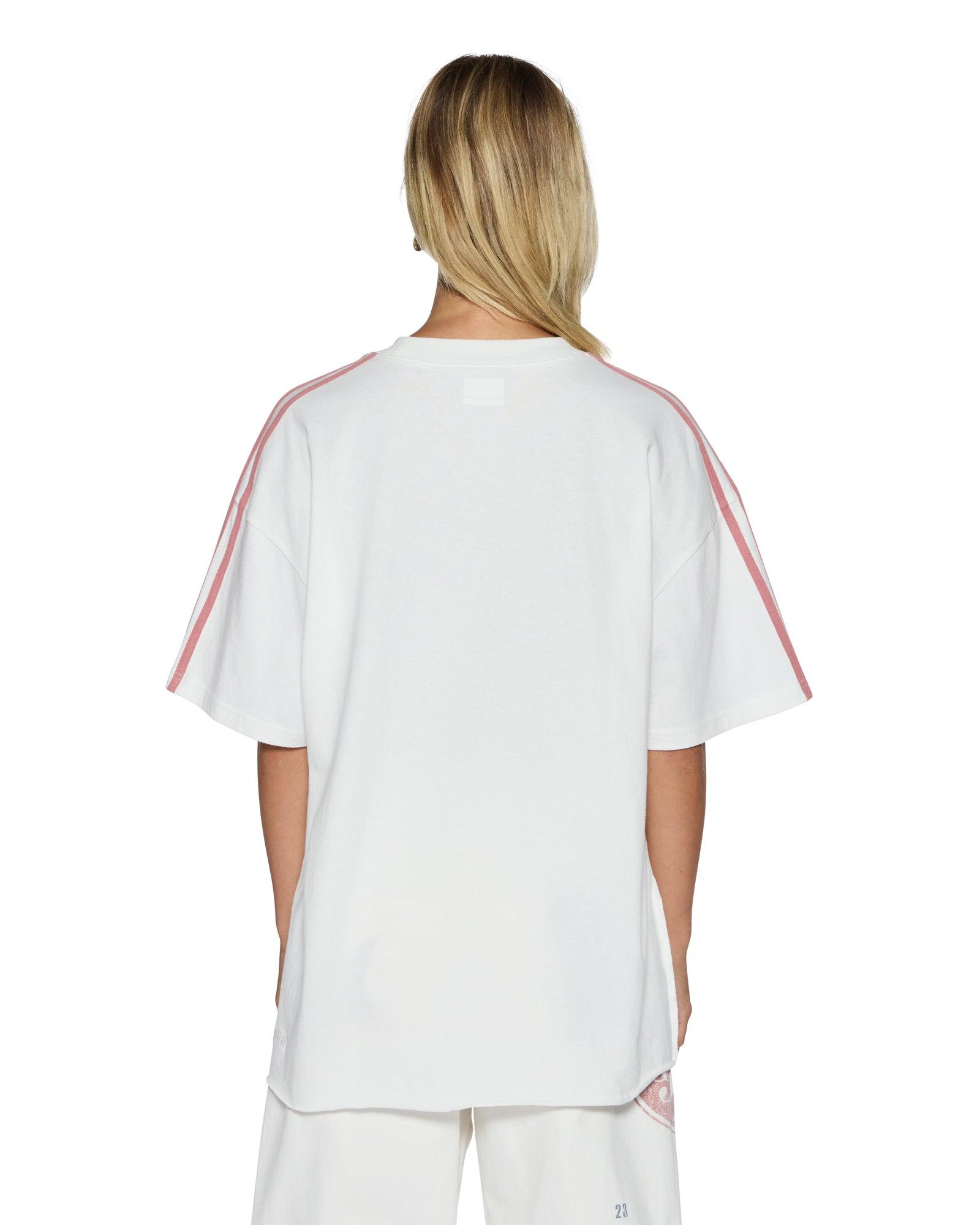 GENUINE BOYFRIEND SS TEE VINTAGE WHITE Female Product Image