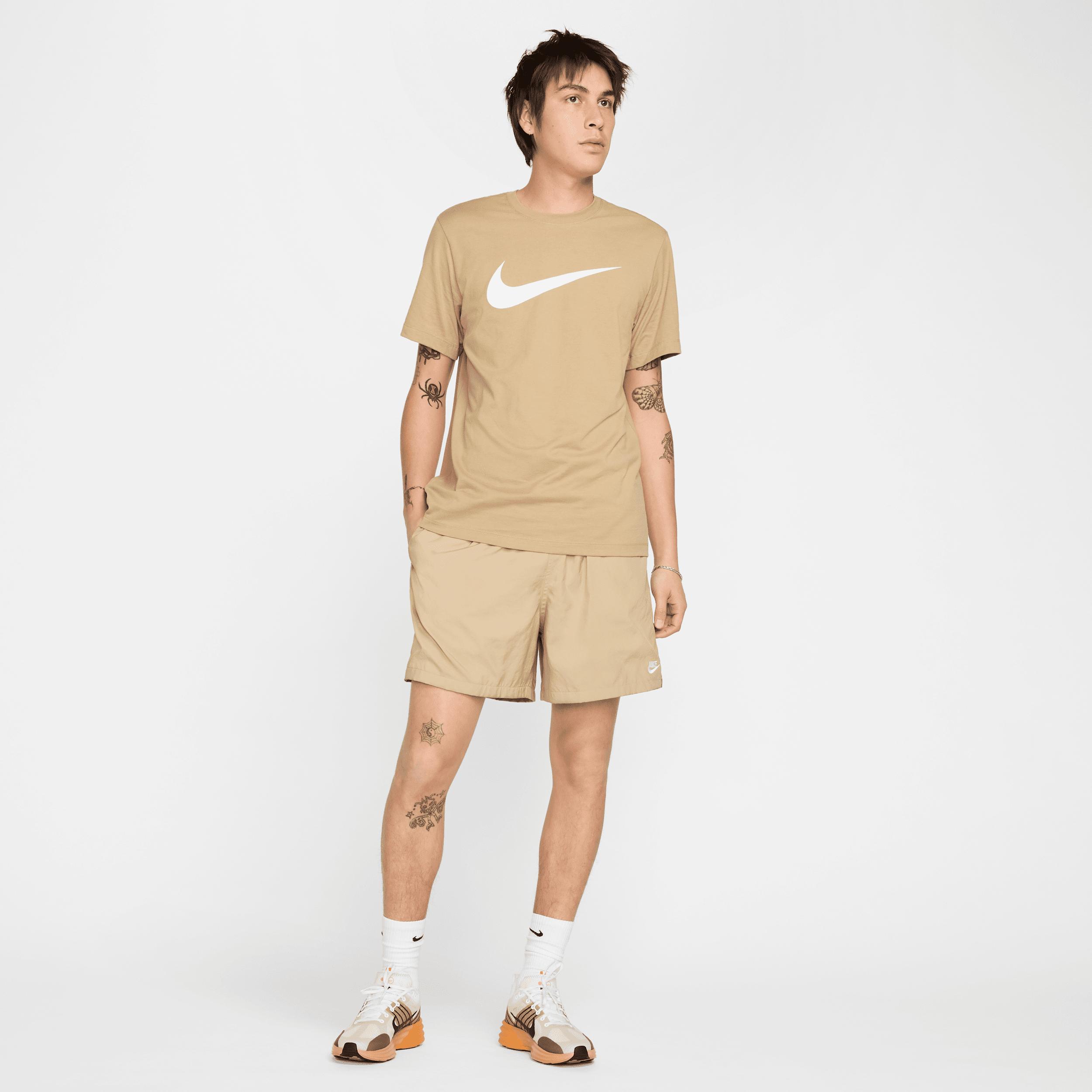 Nike Sportswear Swoosh Men's T-Shirt Product Image