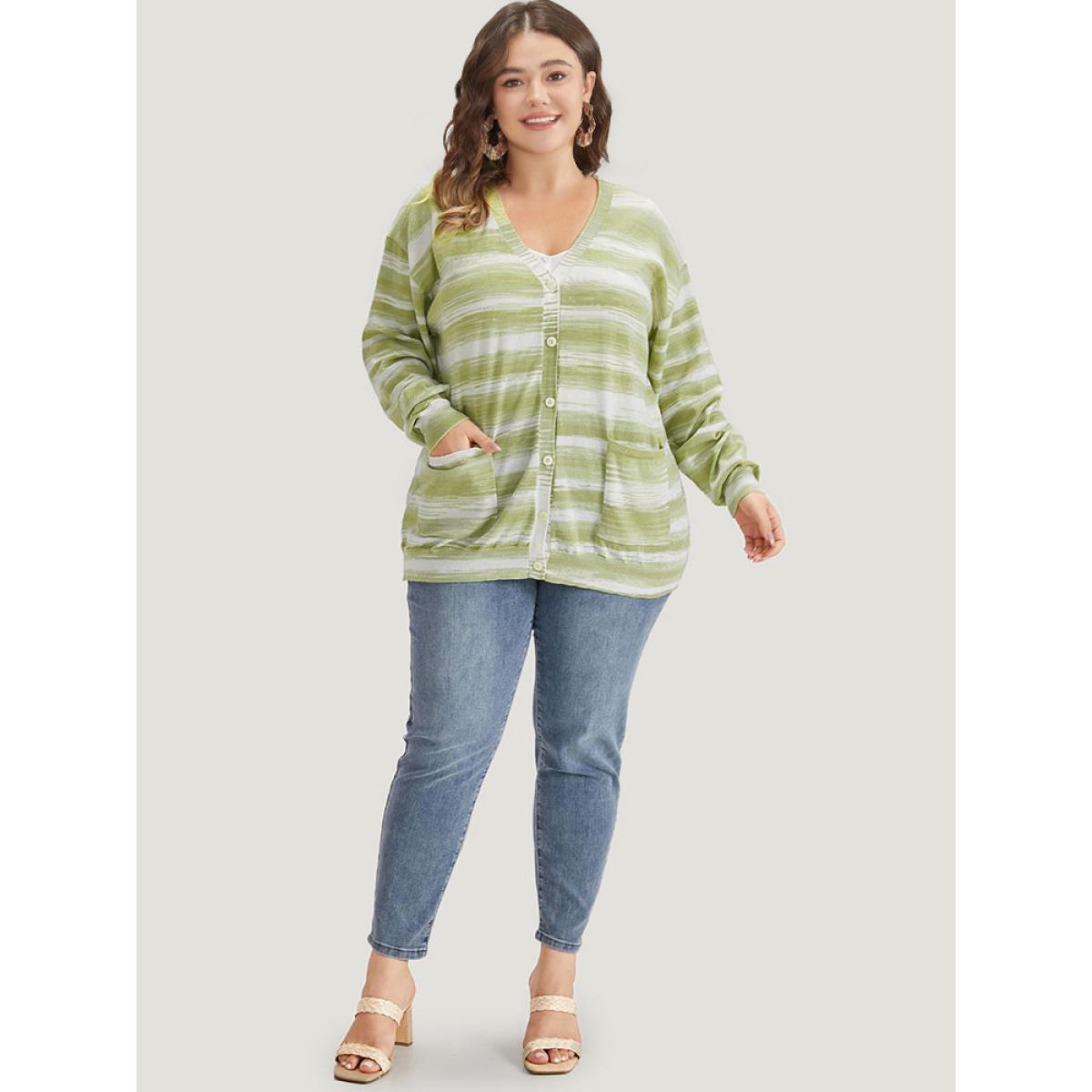 Plus Size Ombre Button Up Patched Pocket Cardigan LightGreen Women Casual Loose Long Sleeve Dailywear Cardigans BloomChic 26/4X Product Image