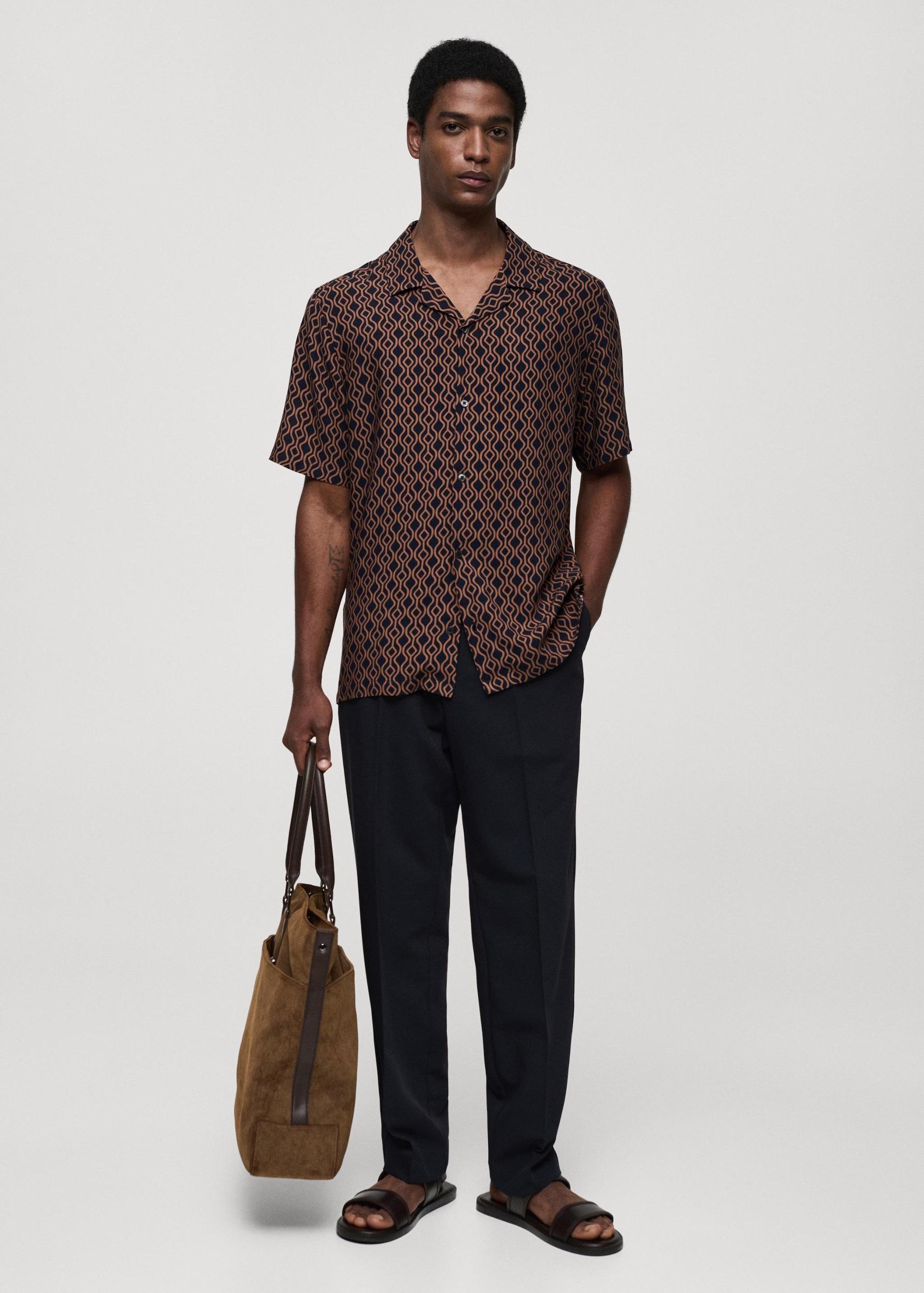 Printed fluid regular-fit shirt - Men | MANGO USA Product Image