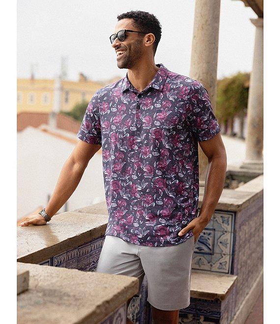 TravisMathew Featherweight Flourish Short Sleeve Polo Shirt Product Image
