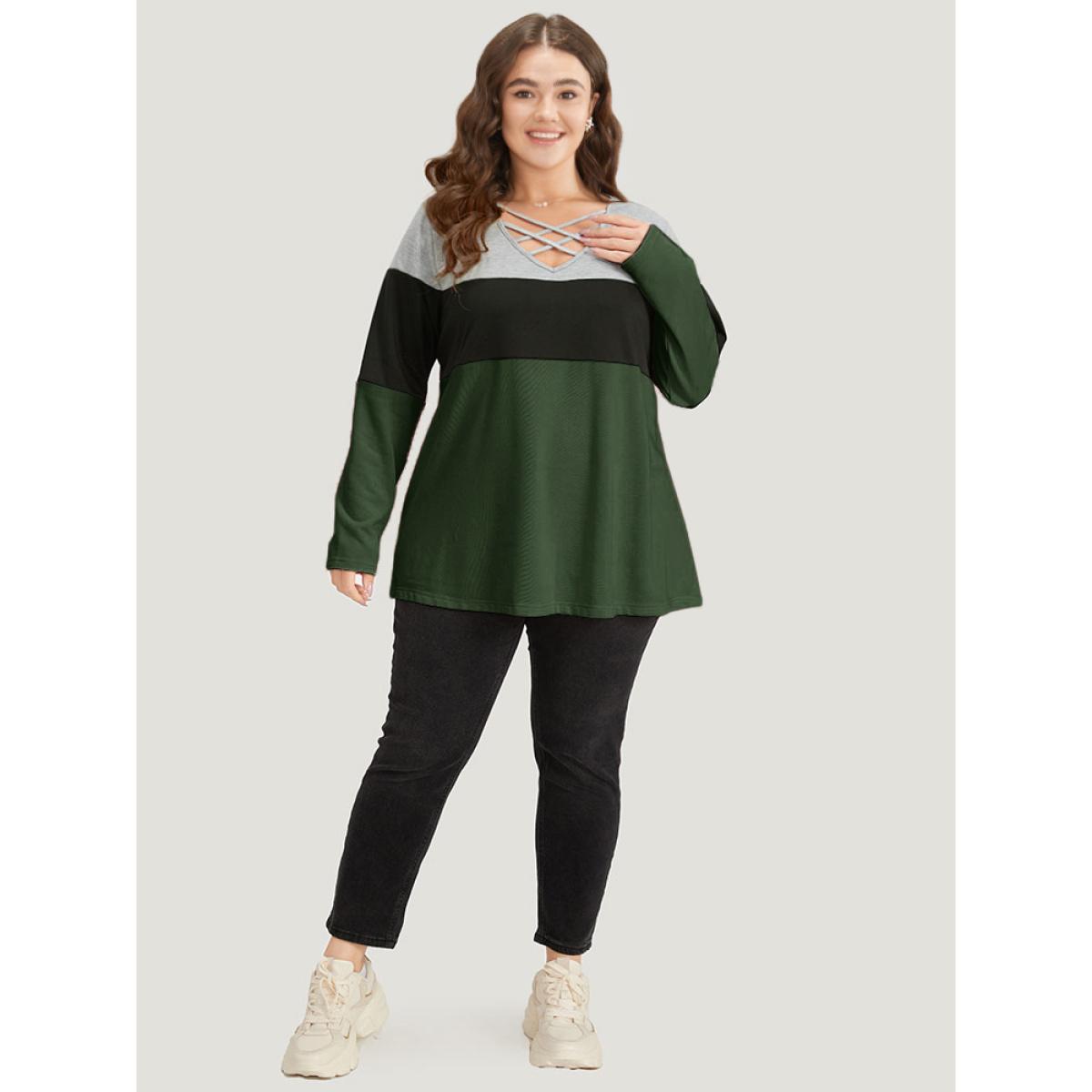 Plus Size Colorblock Contrast Crisscross V Neck Sweatshirt Women DarkGreen Casual Contrast V-neck Everyday Sweatshirts BloomChic 26/4X Product Image