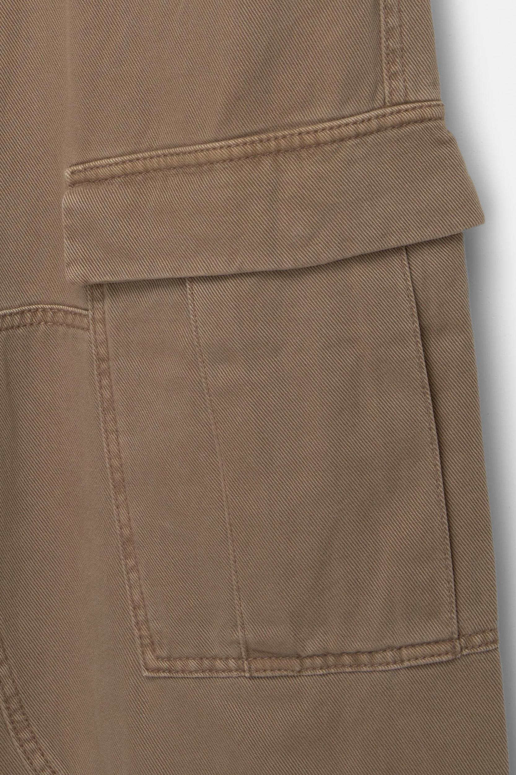 Baggy cargo trousers Product Image