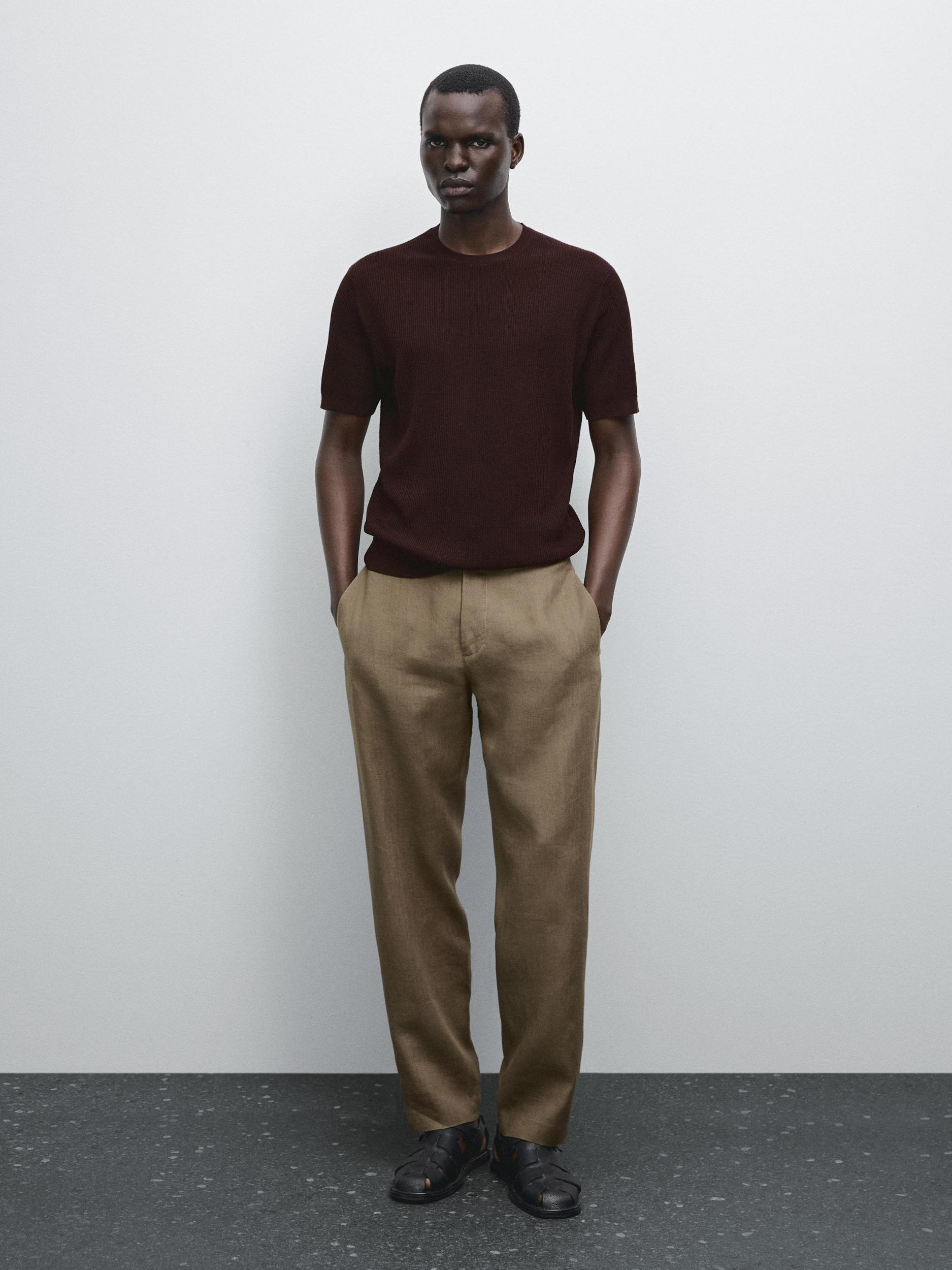 Textured knit short sleeve T-shirt Product Image