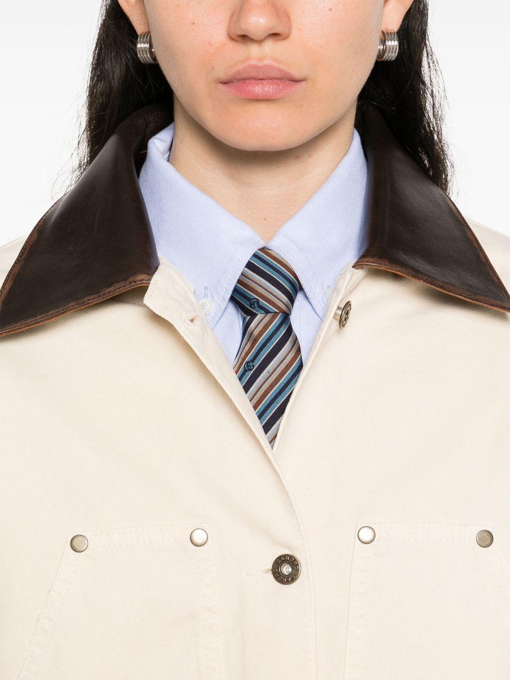 contrasting-collar jacket Product Image