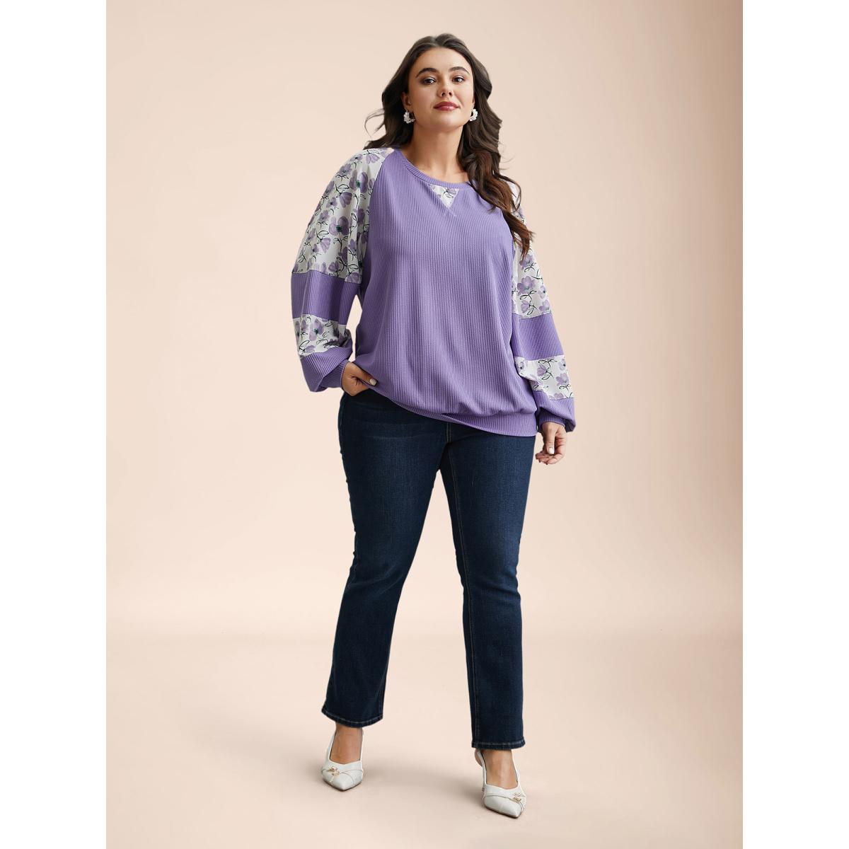 Plus Size Ribbed Floral Patchwork Raglan Sleeve Sweatshirt Women Lilac Elegant Texture Round Neck Everyday Sweatshirts BloomChic 22-24/3X Product Image
