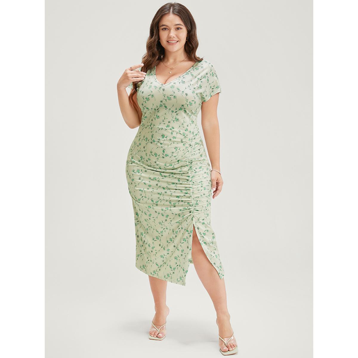 Plus Size Floral Printed Split Hem Cap Sleeve Ruched Dress Mint Women Glamour Slit V-neck Cap Sleeve Curvy Midi Dress BloomChic 26/4X Product Image