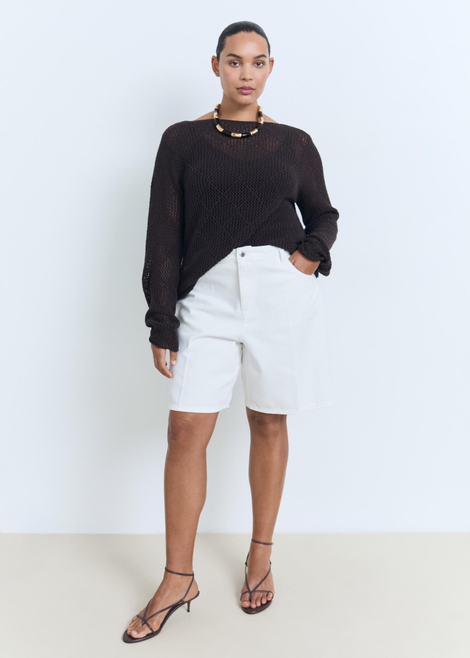 High-waist straight-fit denim shorts - Women | MANGO USA Product Image