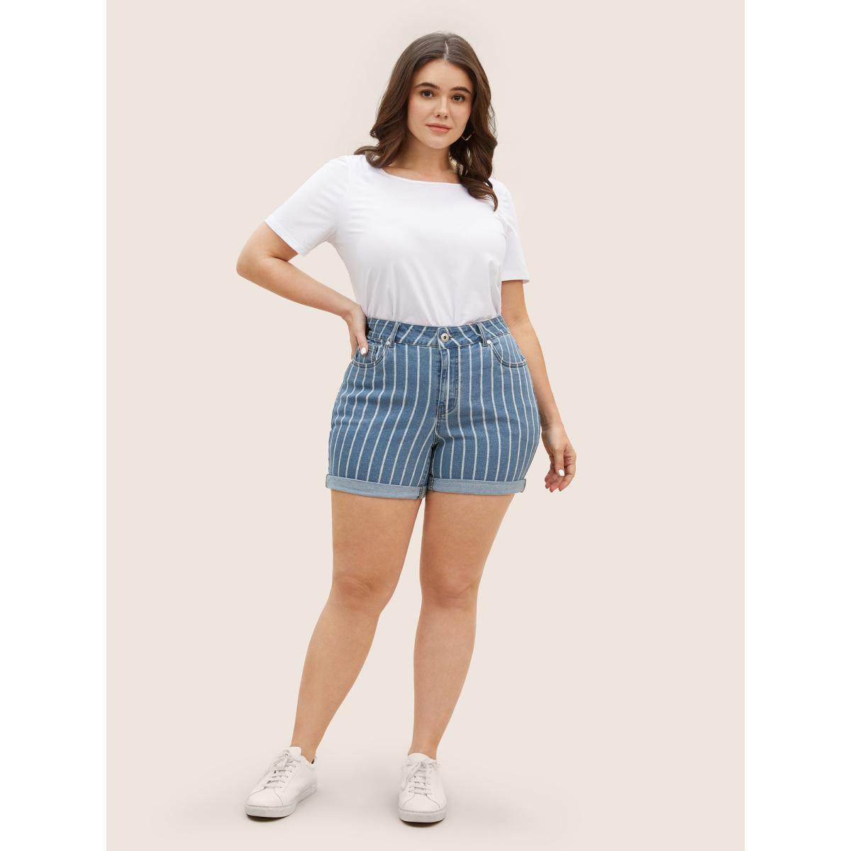 Plus Size Striped Roll Hem Light Wash Denim Shorts Women Denimblue Roll Hem High stretch Everyday Slanted pocket Casual Denim Shorts BloomChic 18/2X Product Image
