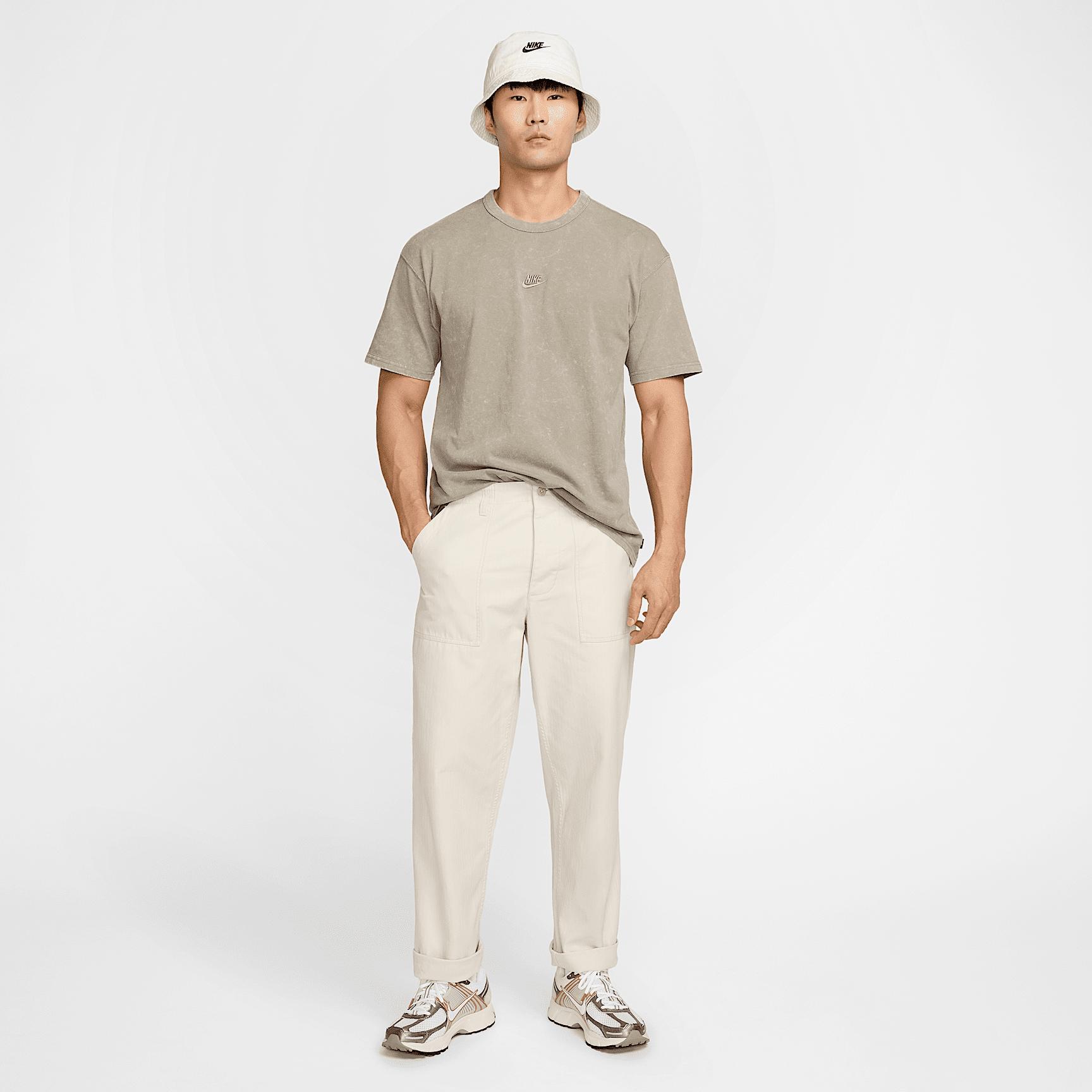 Men's Nike Sportswear Premium Essentials Max90 T-Shirt Product Image