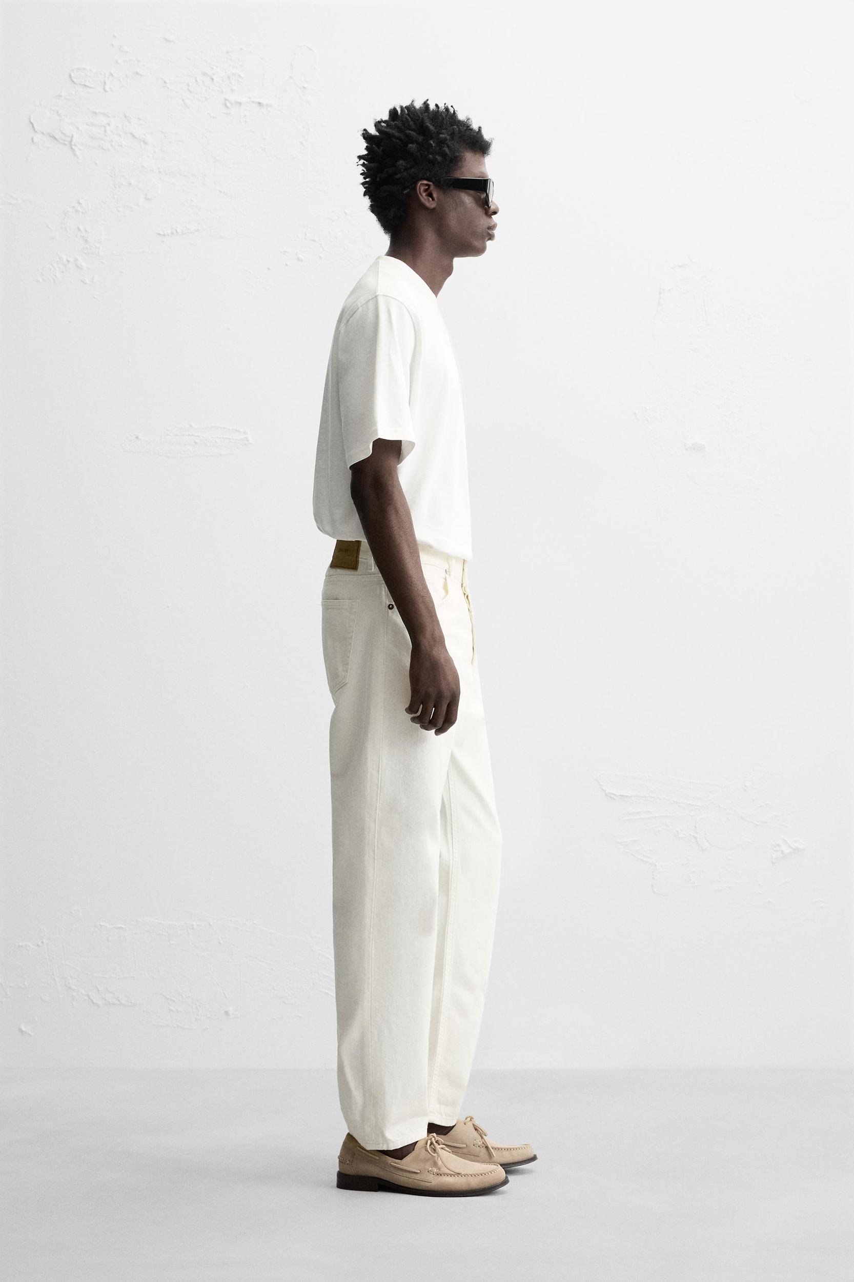 REGULAR STRAIGHT FIT JEANS Product Image