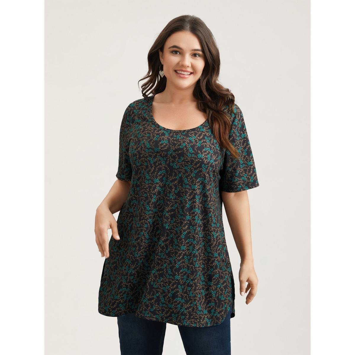 Plus Size Floral Print Round Neck Slit T-Shirt Multicolor Women Elegant Contrast Natural Flowers U-neck Loose Everyday T-shirts BloomChic 28/5X Product Image