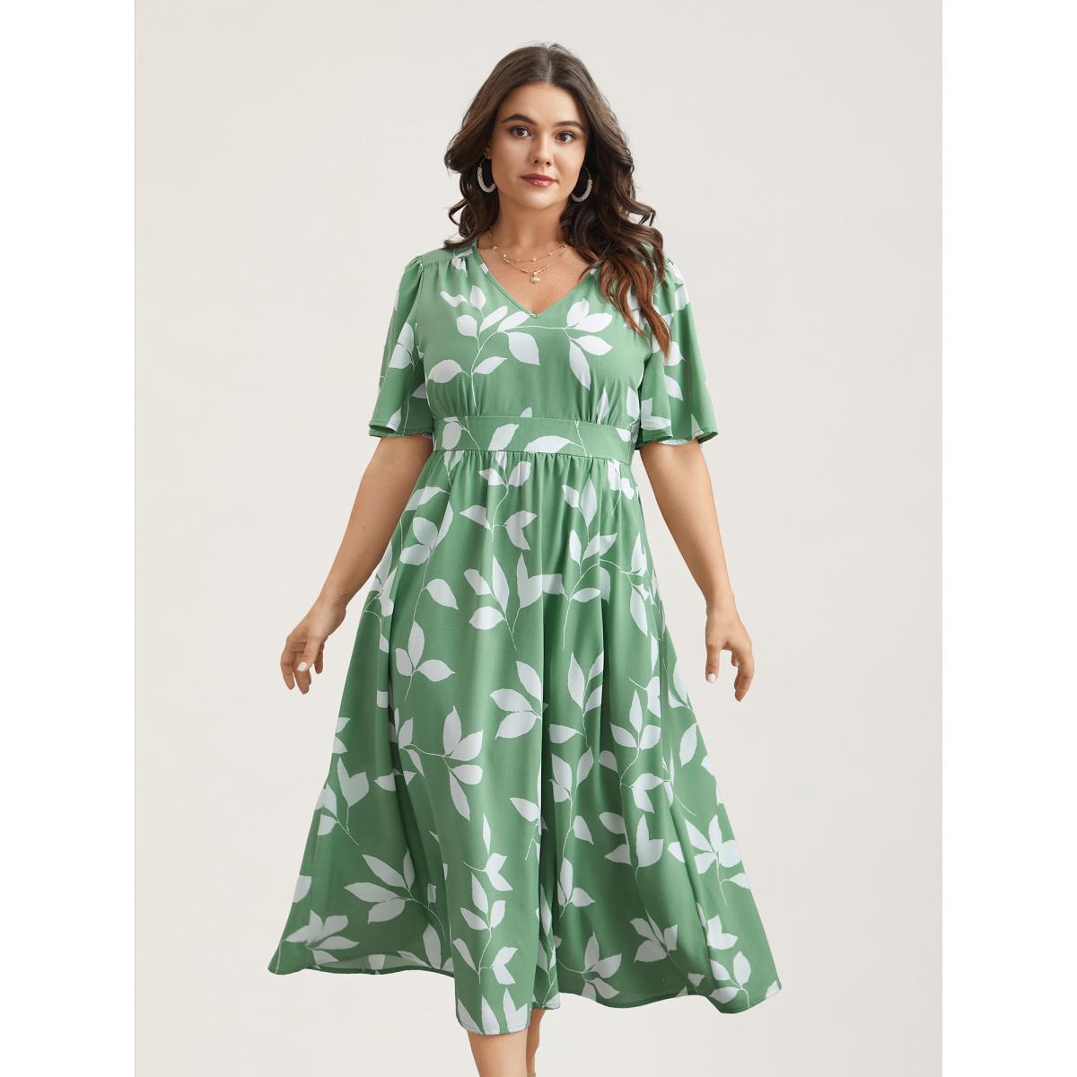 Plus Size Leaf Print Waist-Cinched Flared Maxi Dress Sage Women Timeless Gathered V-neck Half Sleeve Curvy BloomChic 26/4X Product Image