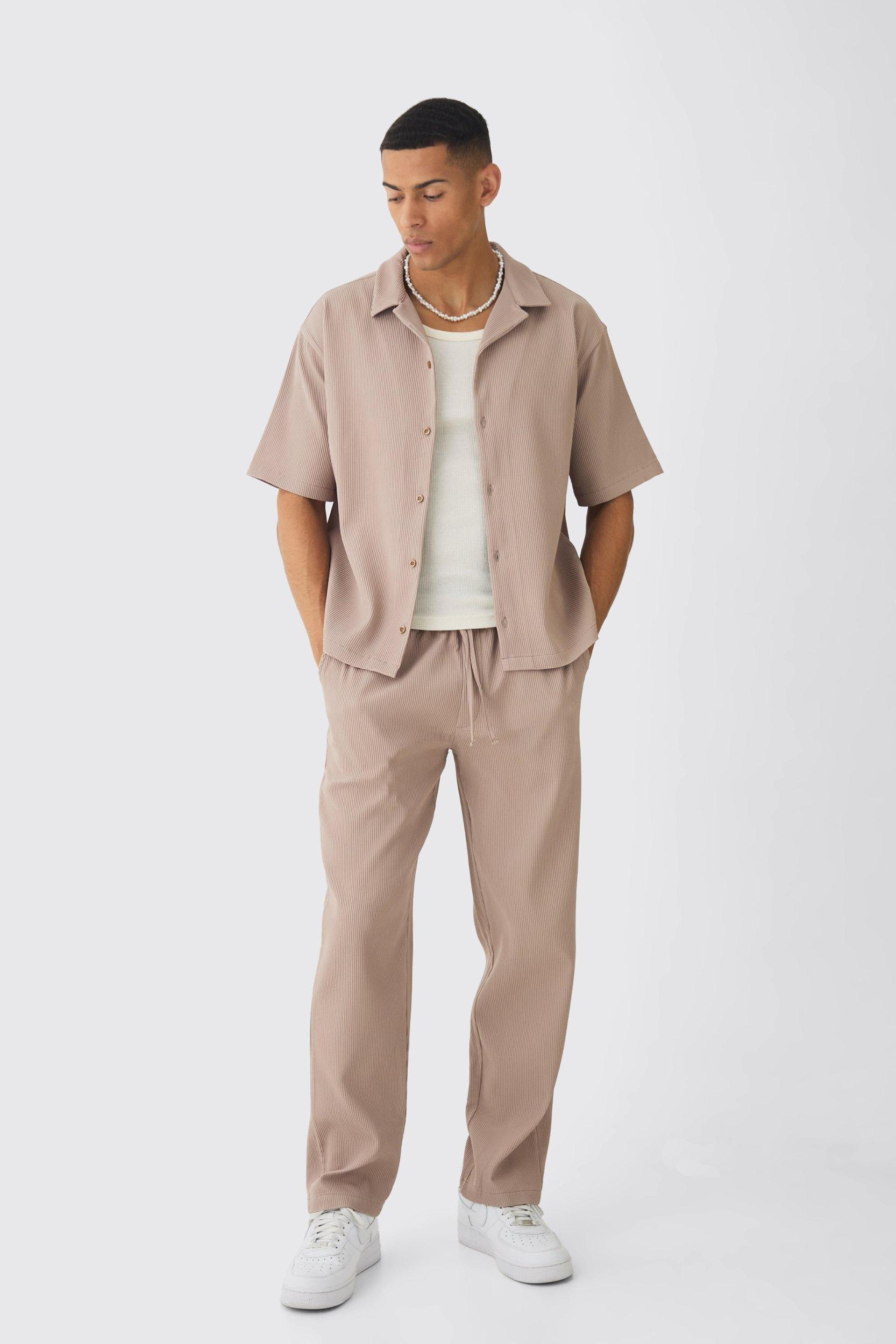 Oversized Short Sleeve Pleated Shirt & Straight Pants | boohooMAN USA Product Image