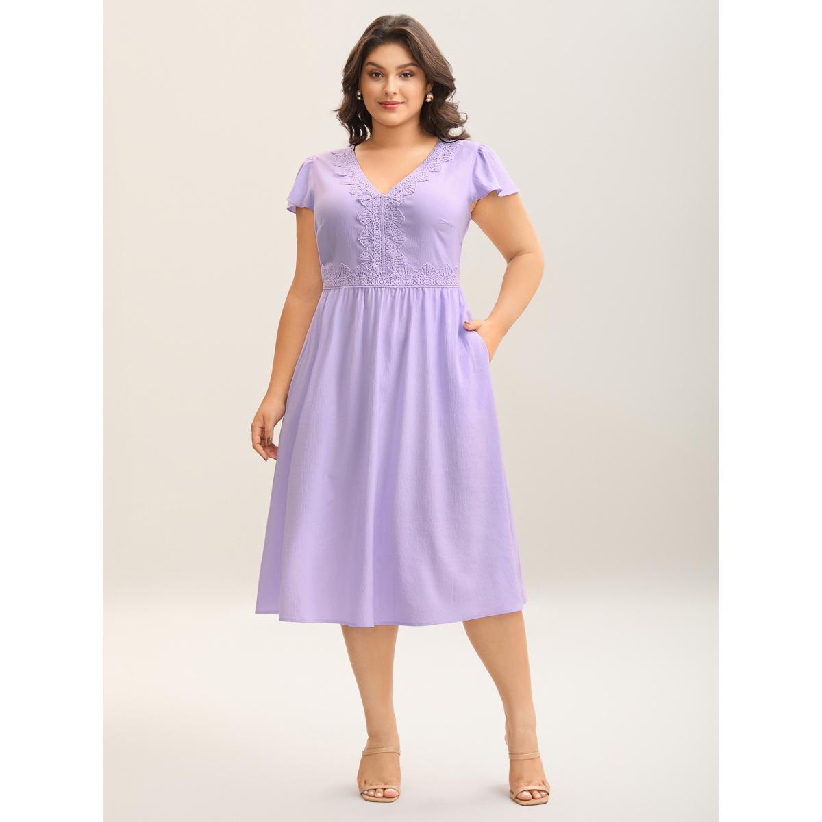 Plus Size Lace Trim Flutter Sleeve Midi Dress Lavender Women V-neck Cap Sleeve Curvy BloomChic 30/6X Product Image