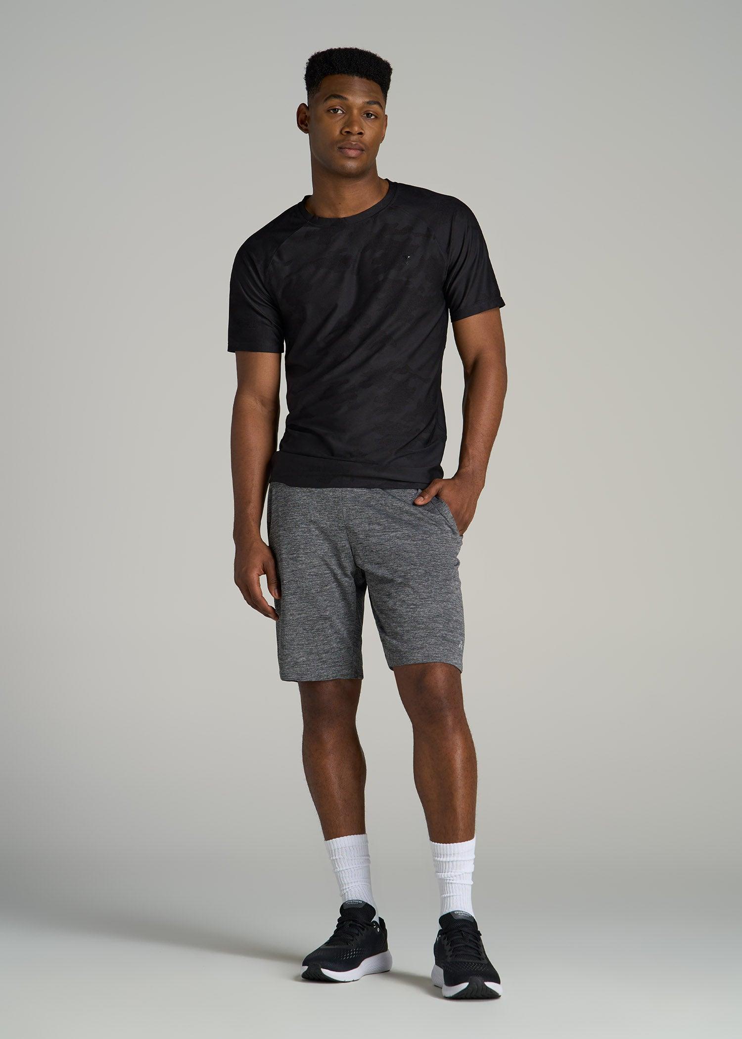 Jacquard Training T-Shirt for Tall Men in Black Male Product Image