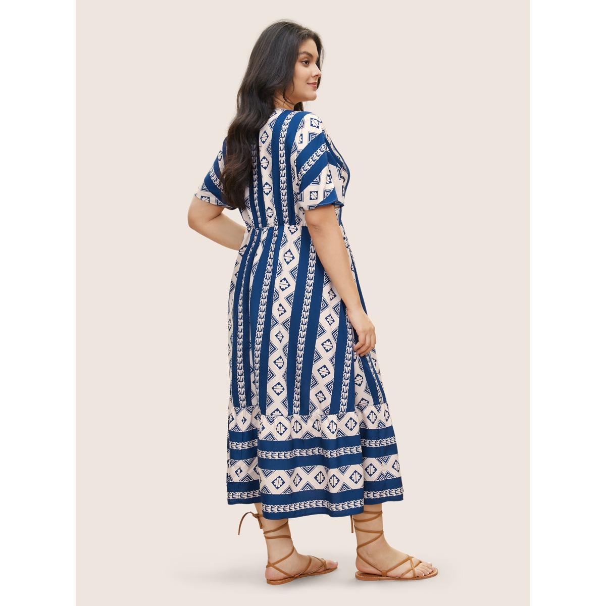 Plus Size Bandana Print Patchwork Elastic Waist Dress DarkBlue Women Resort Non V-neck Short sleeve Curvy Midi Dress BloomChic 14-16/1X Product Image