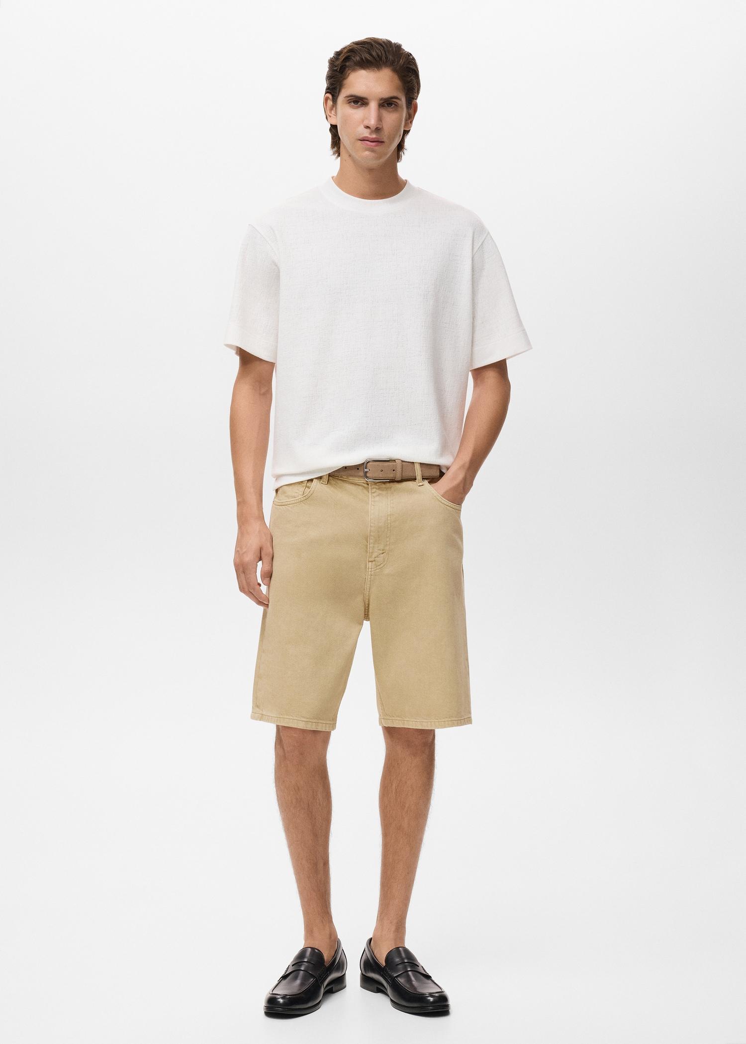 Denim relaxed-fit bermuda shorts - Men | MANGO USA Product Image
