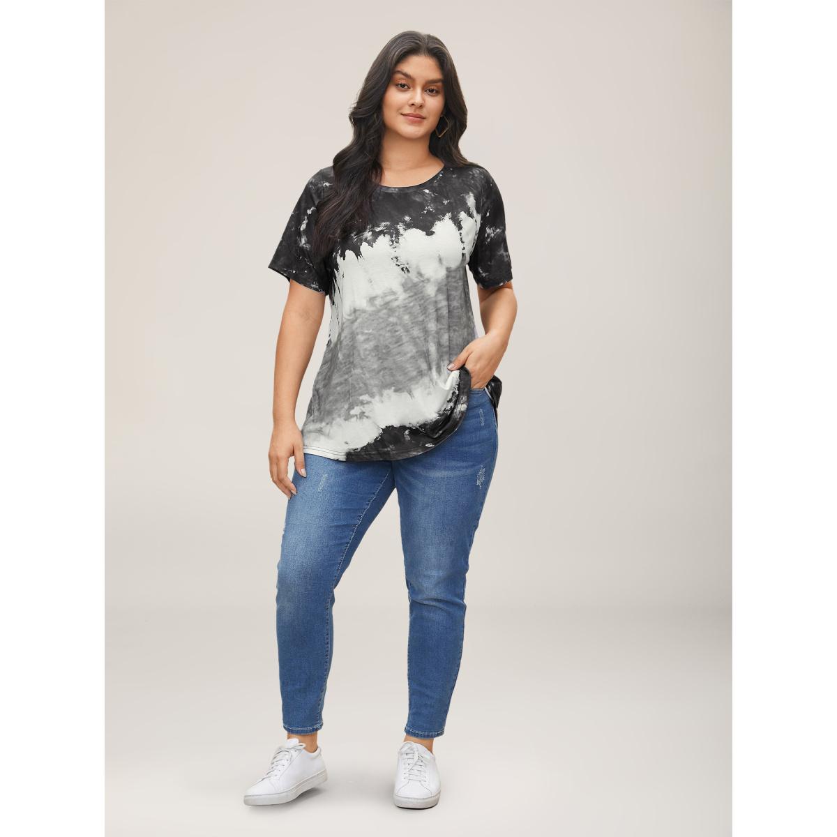 Plus Size Tie Dye Round Neck T-shirt Black Women Leisure Tie Dye Round Neck Casual T-shirts BloomChic 22-24/3X Product Image