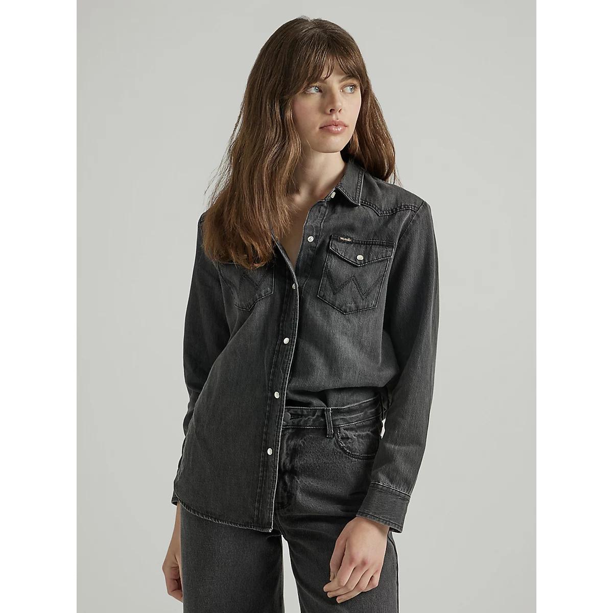 Women's Boyfriend Denim Shirt in Nashville Product Image
