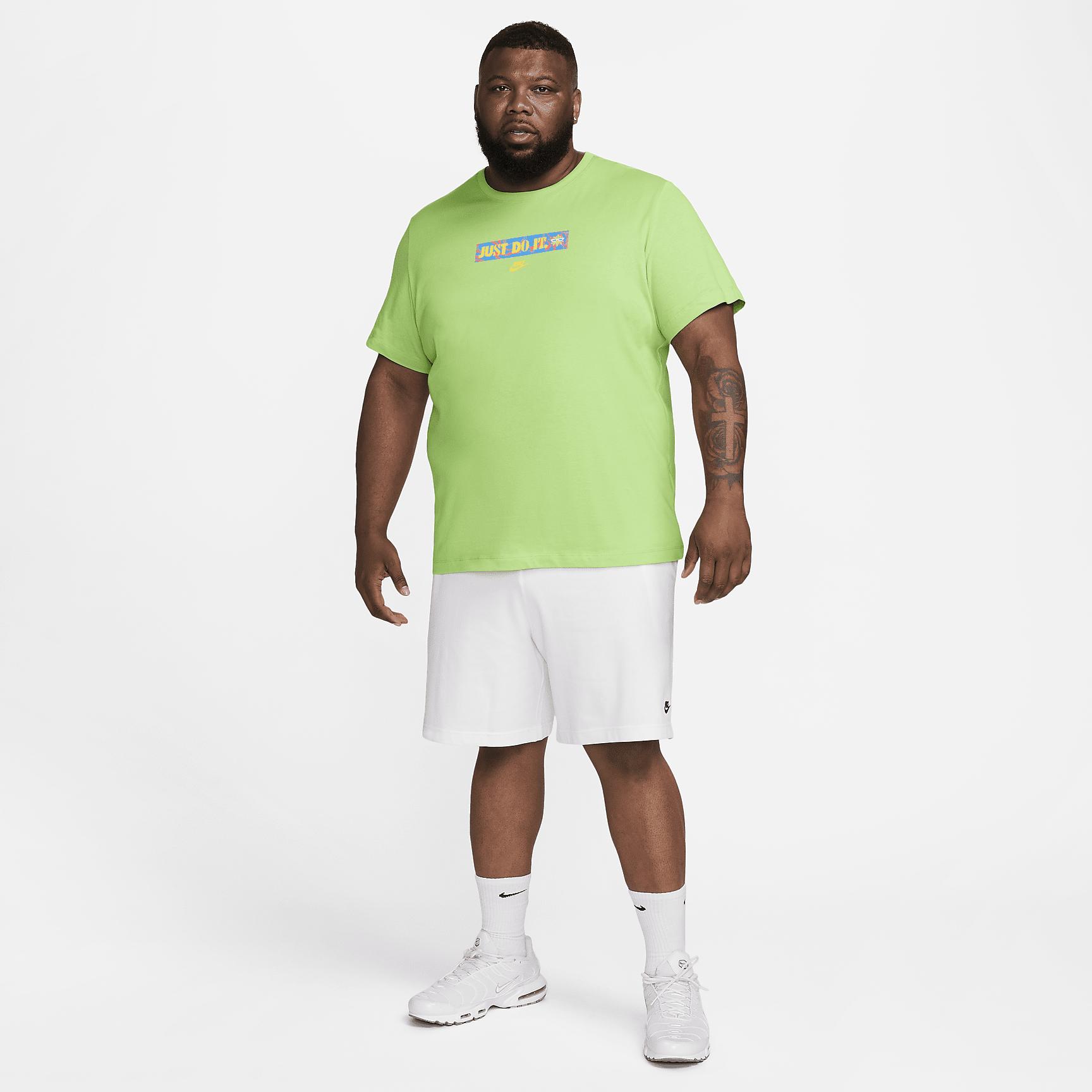 Nike Club Men's Knit Shorts Product Image