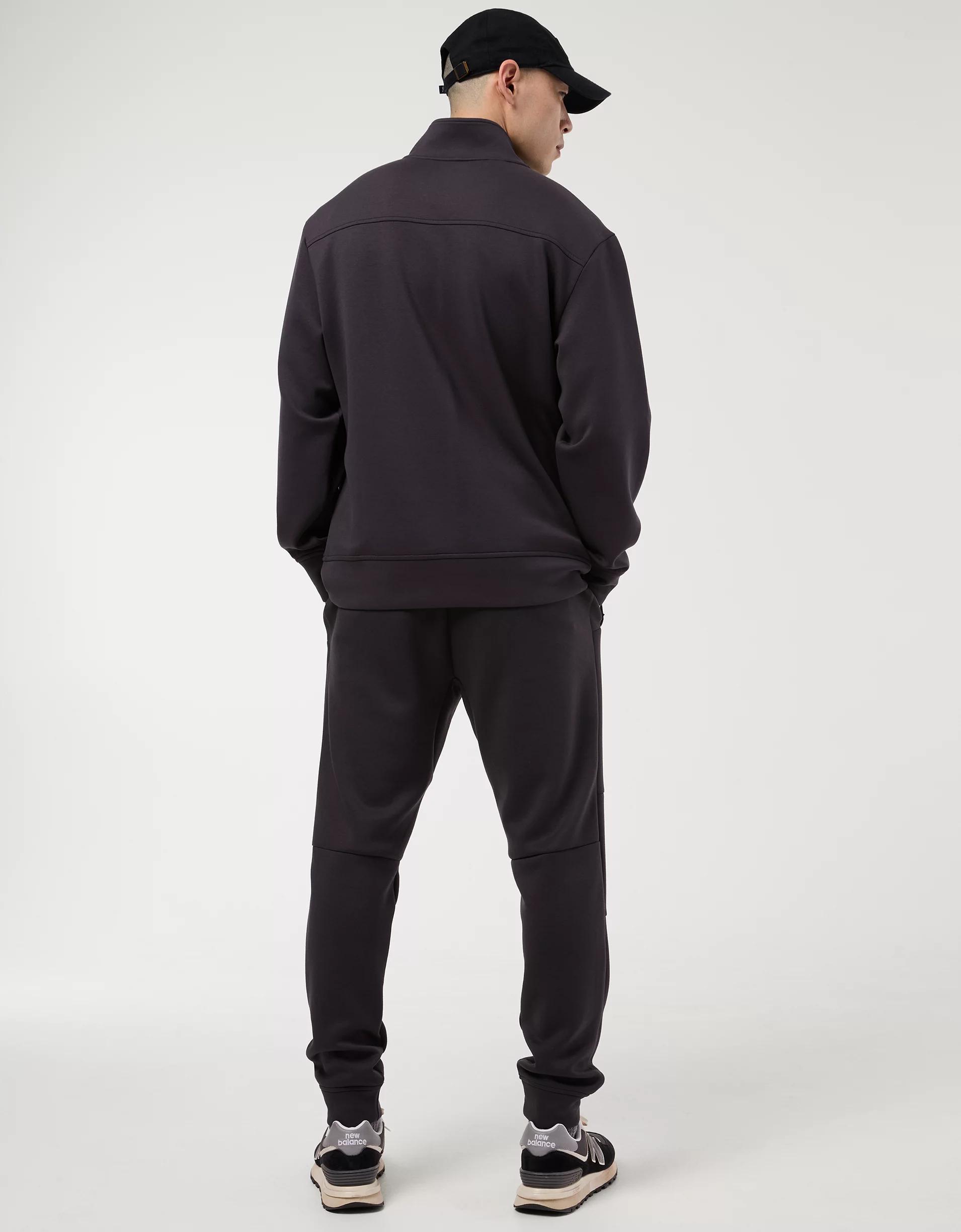 AE 24/7 Jogger Product Image