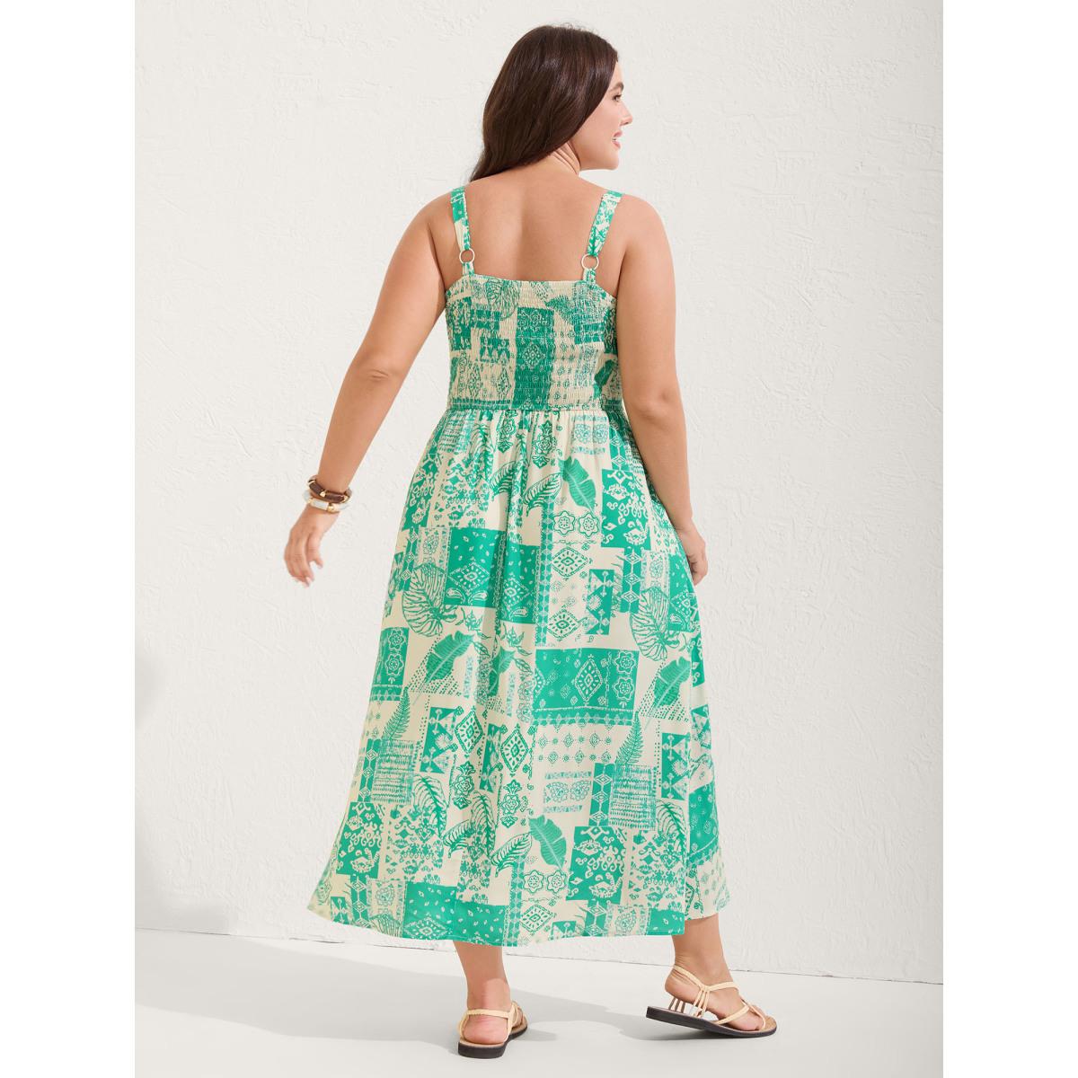 Plus Size Shirred Bodice Holiday Print Midi Dress Truegreen Women Non Sleeveless Curvy BloomChic 18-20/2X Product Image