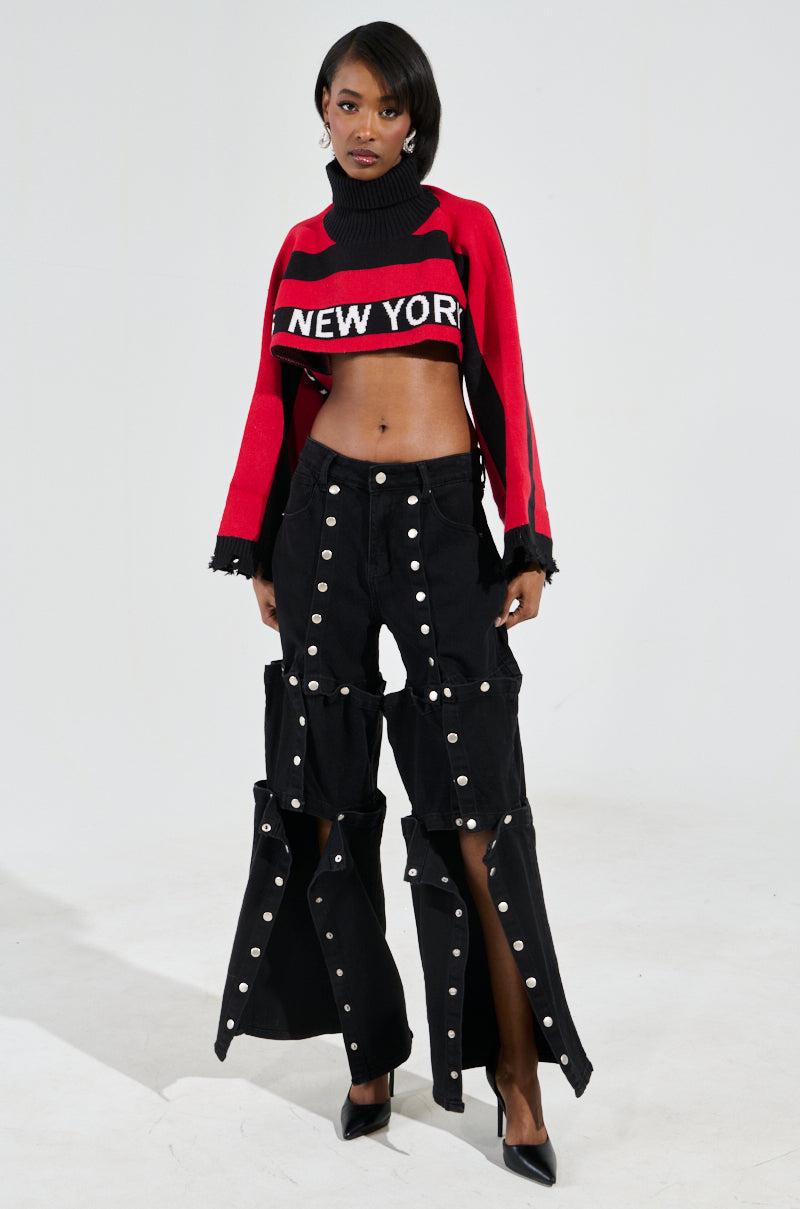 NEW YORK ULTRA CROP SWEATER IN RED MULTI Product Image