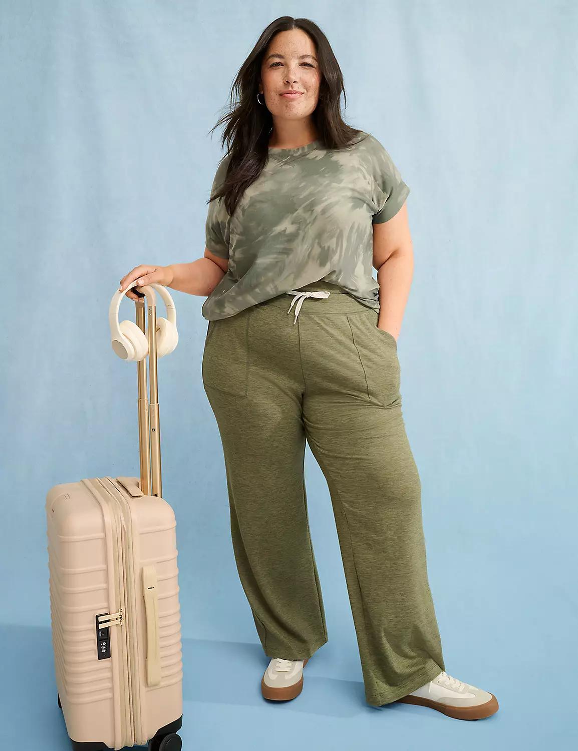 LIVI Soft Relaxed Straight Pant Product Image